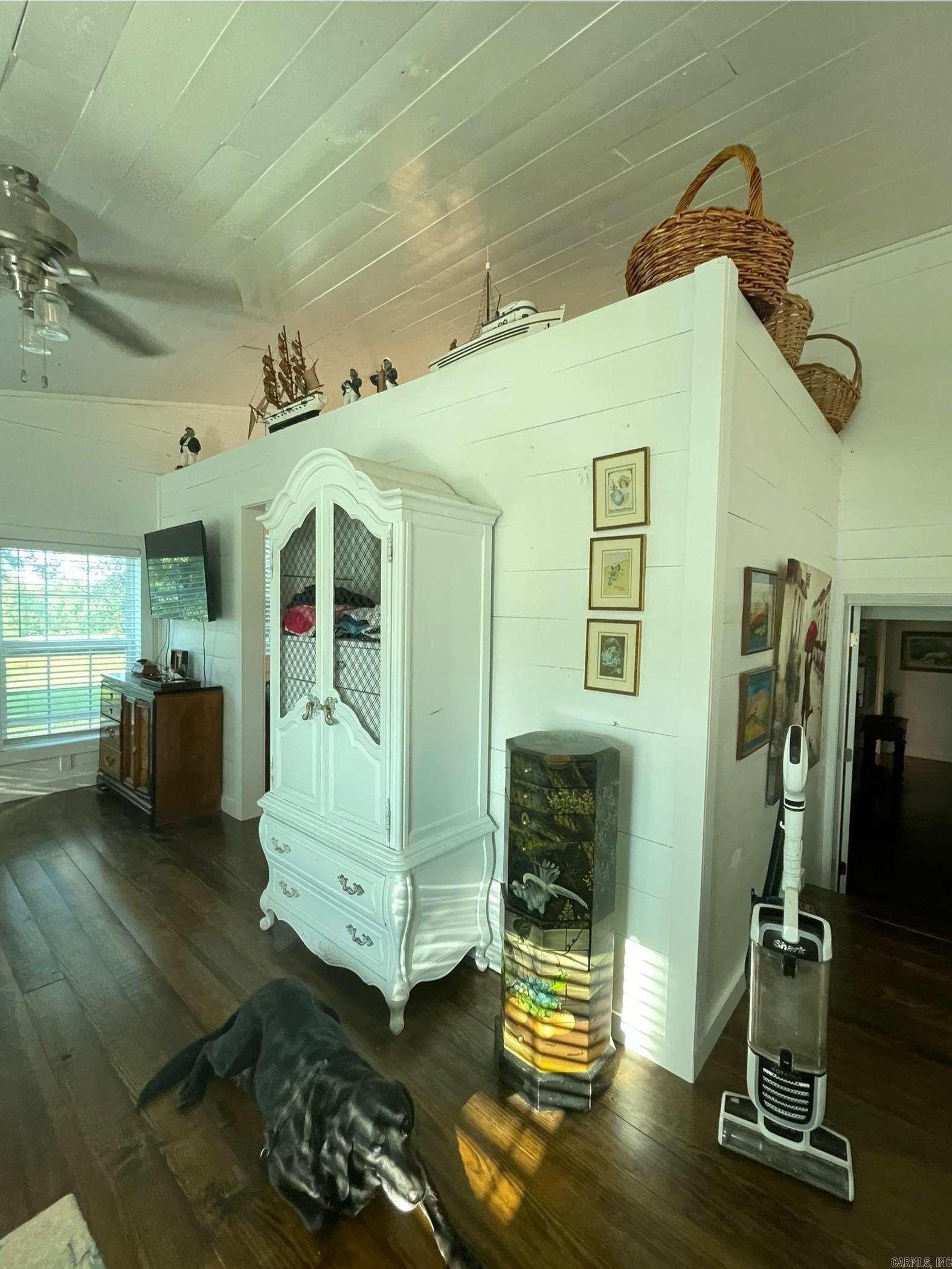 1338  Gray Loop  Leola, AR