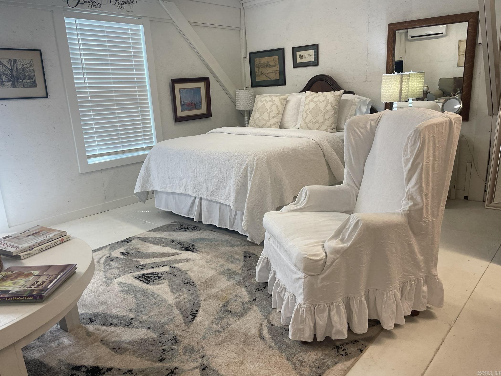 1338  Gray Loop  Leola, AR