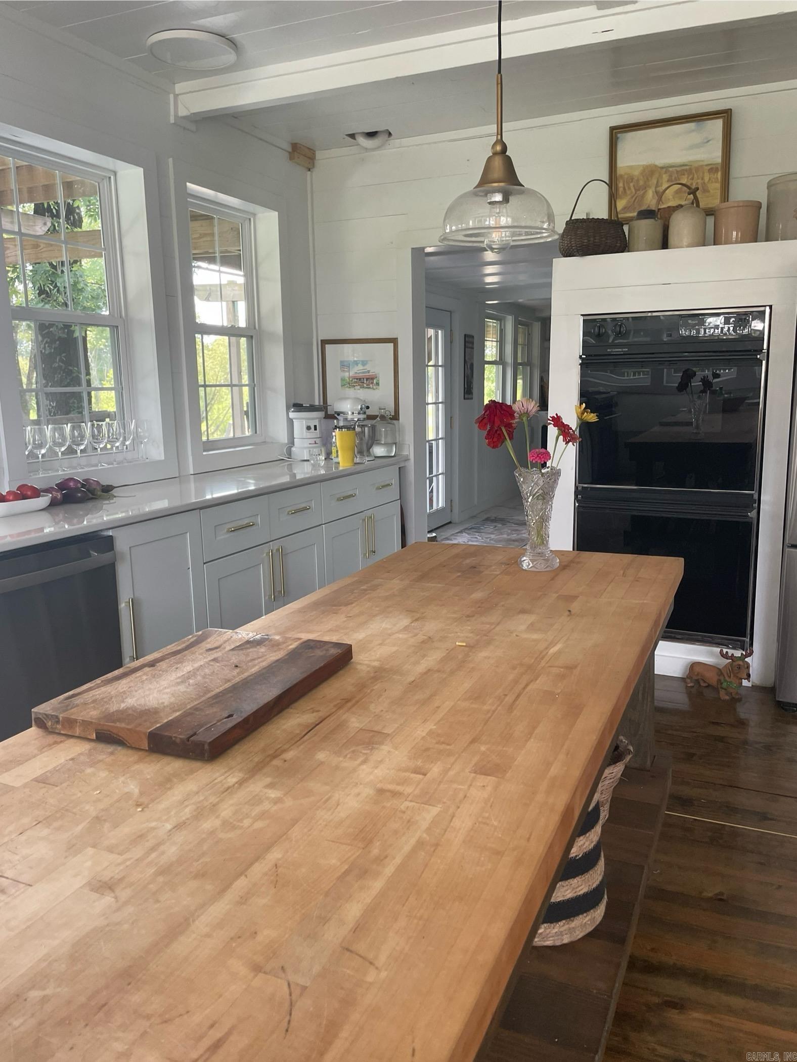 1338  Gray  Leola, AR