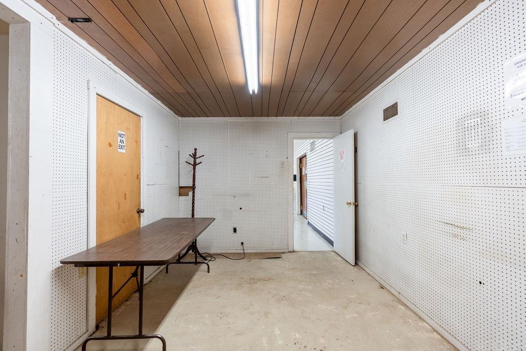 17053 S Hwy 65  Damascus, AR