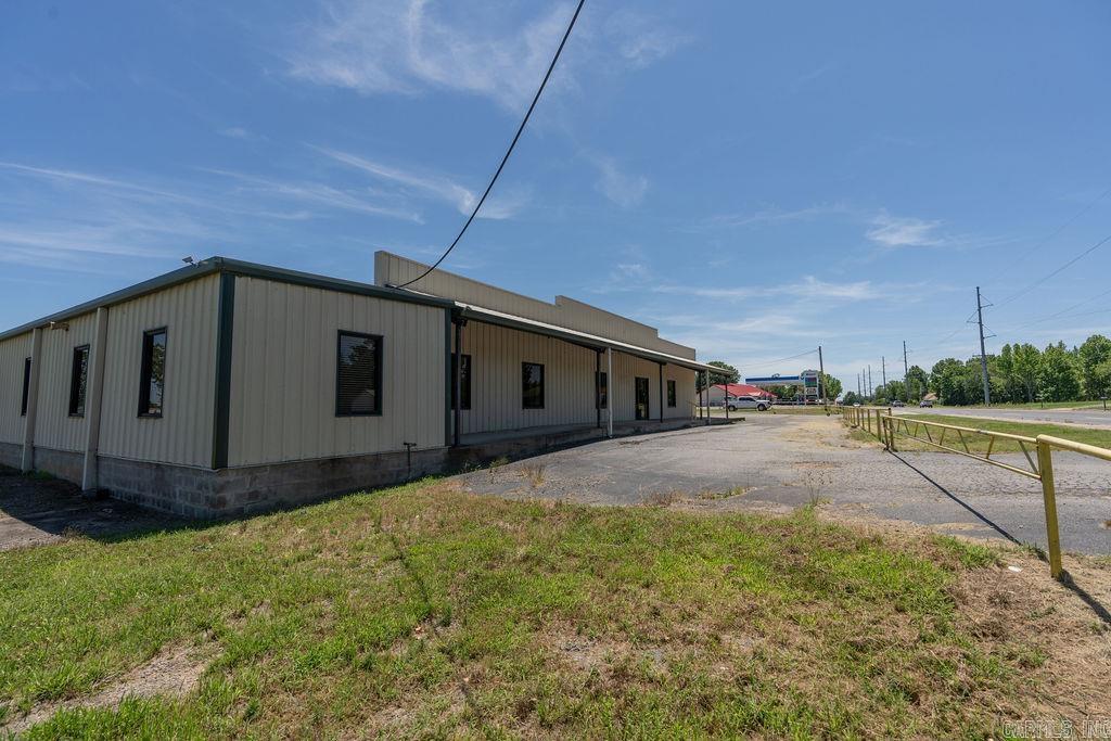 17053 S Hwy 65  Damascus, AR