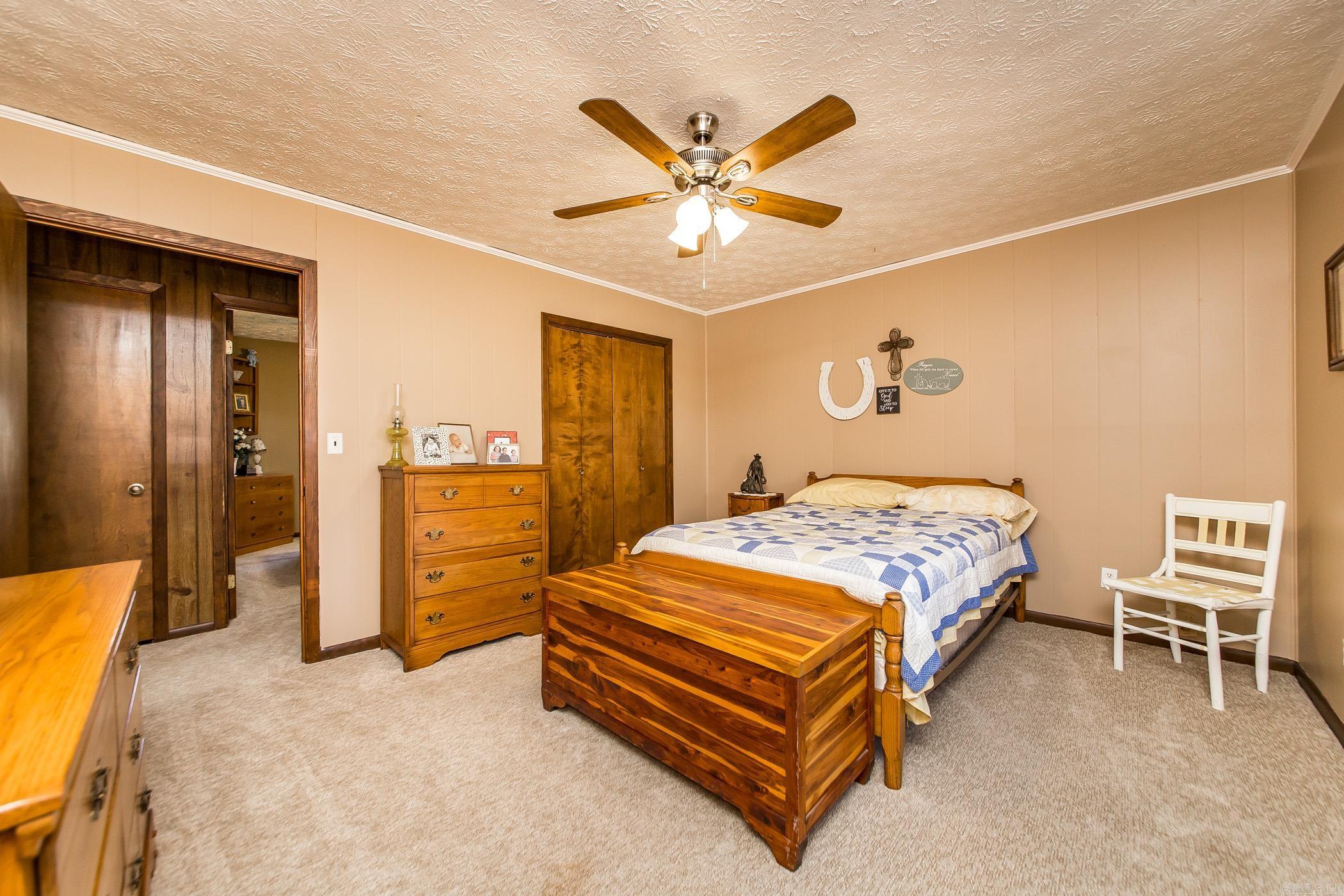 820  Highway 95 E  Clinton, AR