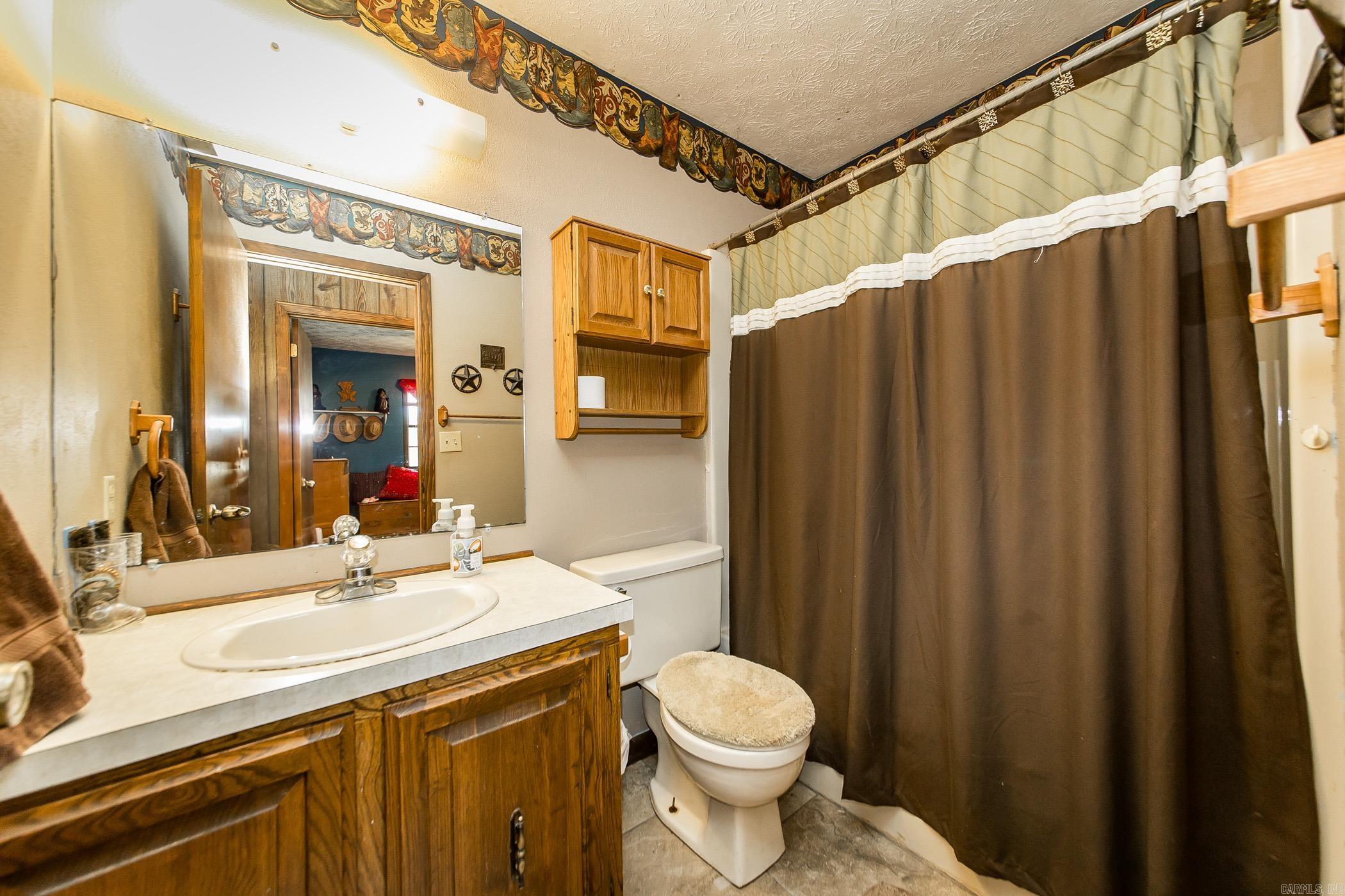 820  Highway 95 E  Clinton, AR