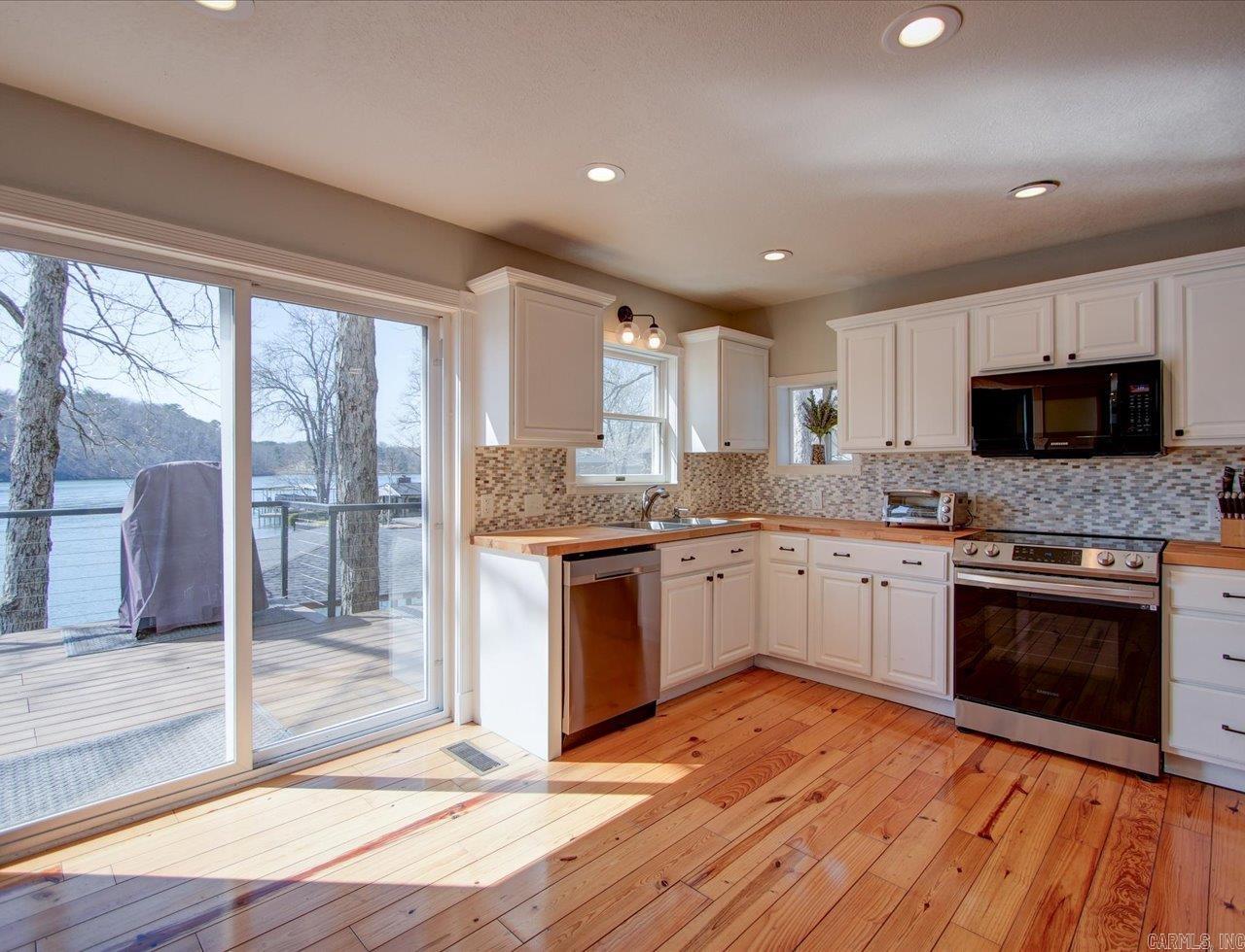 136 Riverside Drive Hot Springs, AR 71913