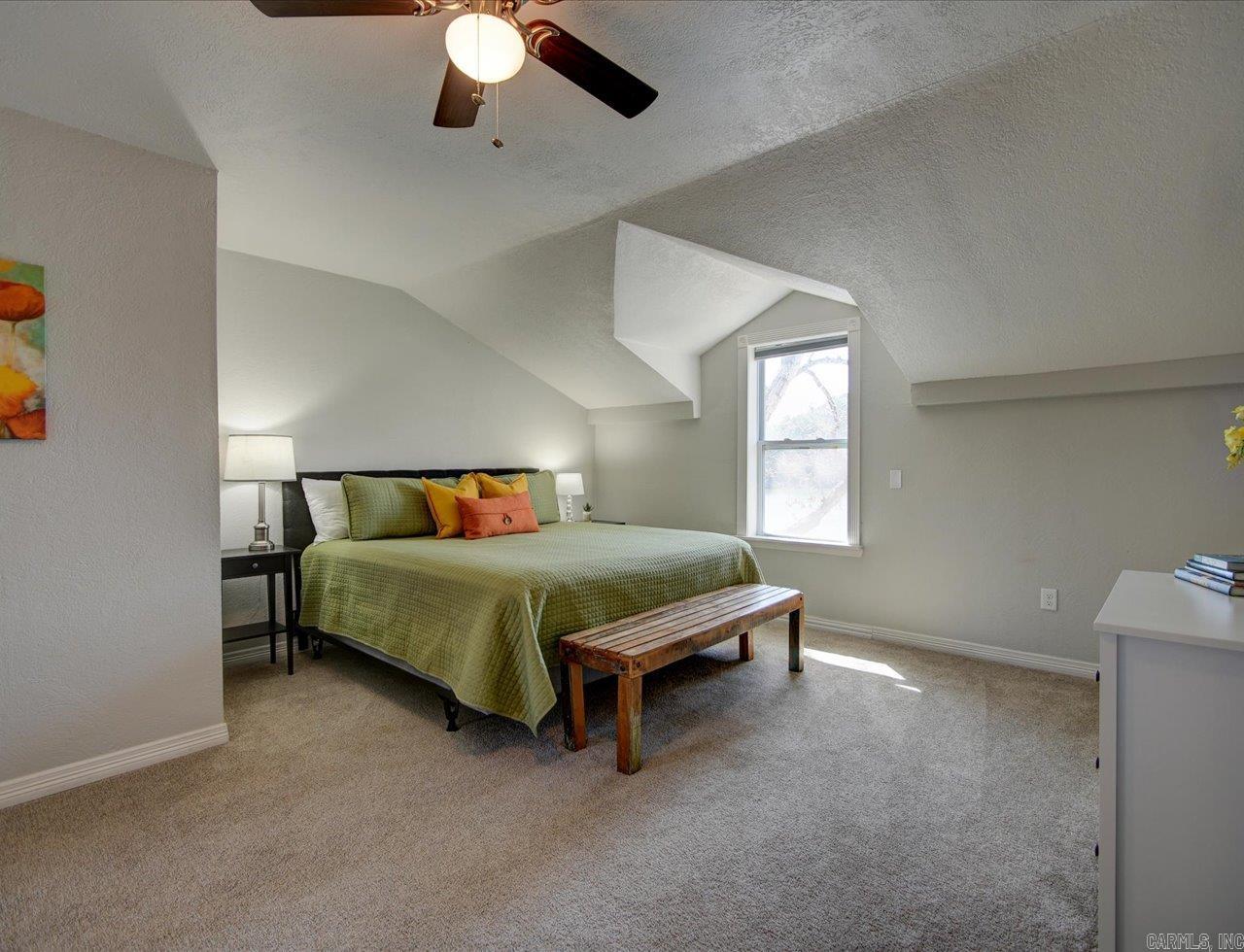 136 Riverside Drive Hot Springs, AR 71913