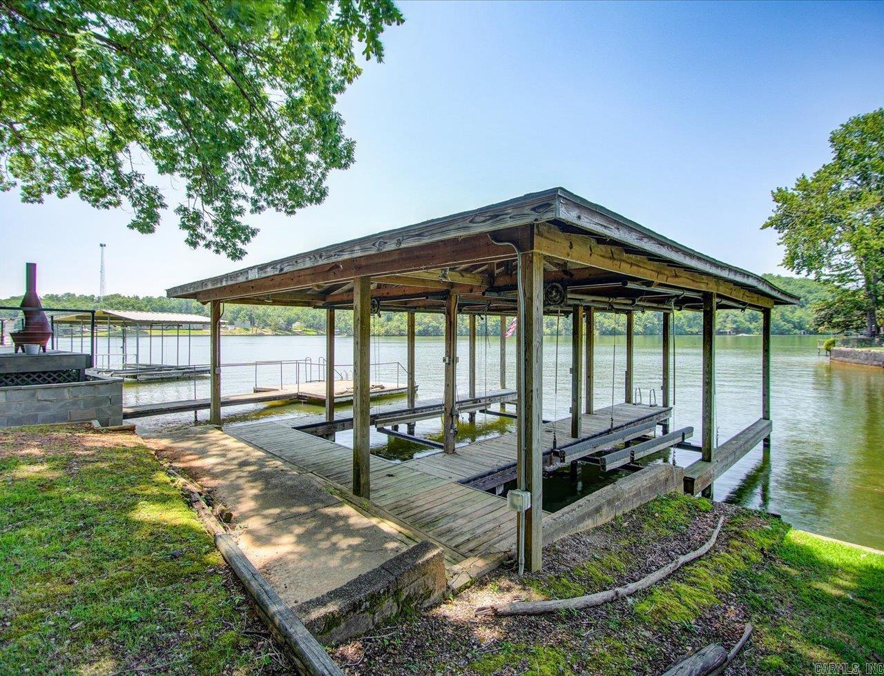136 Riverside Drive Hot Springs, AR 71913