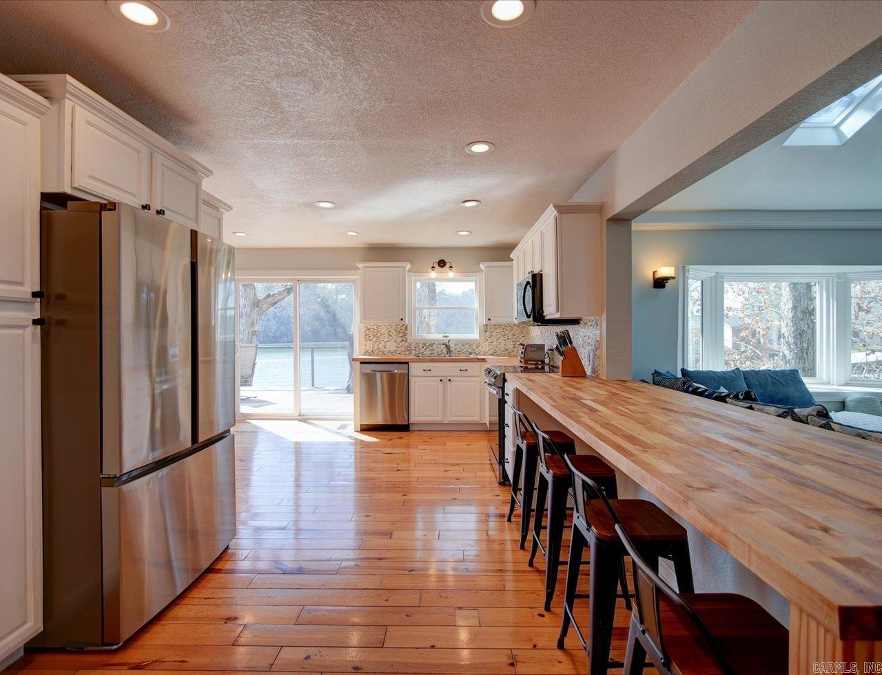 136 Riverside Drive Hot Springs, AR 71913