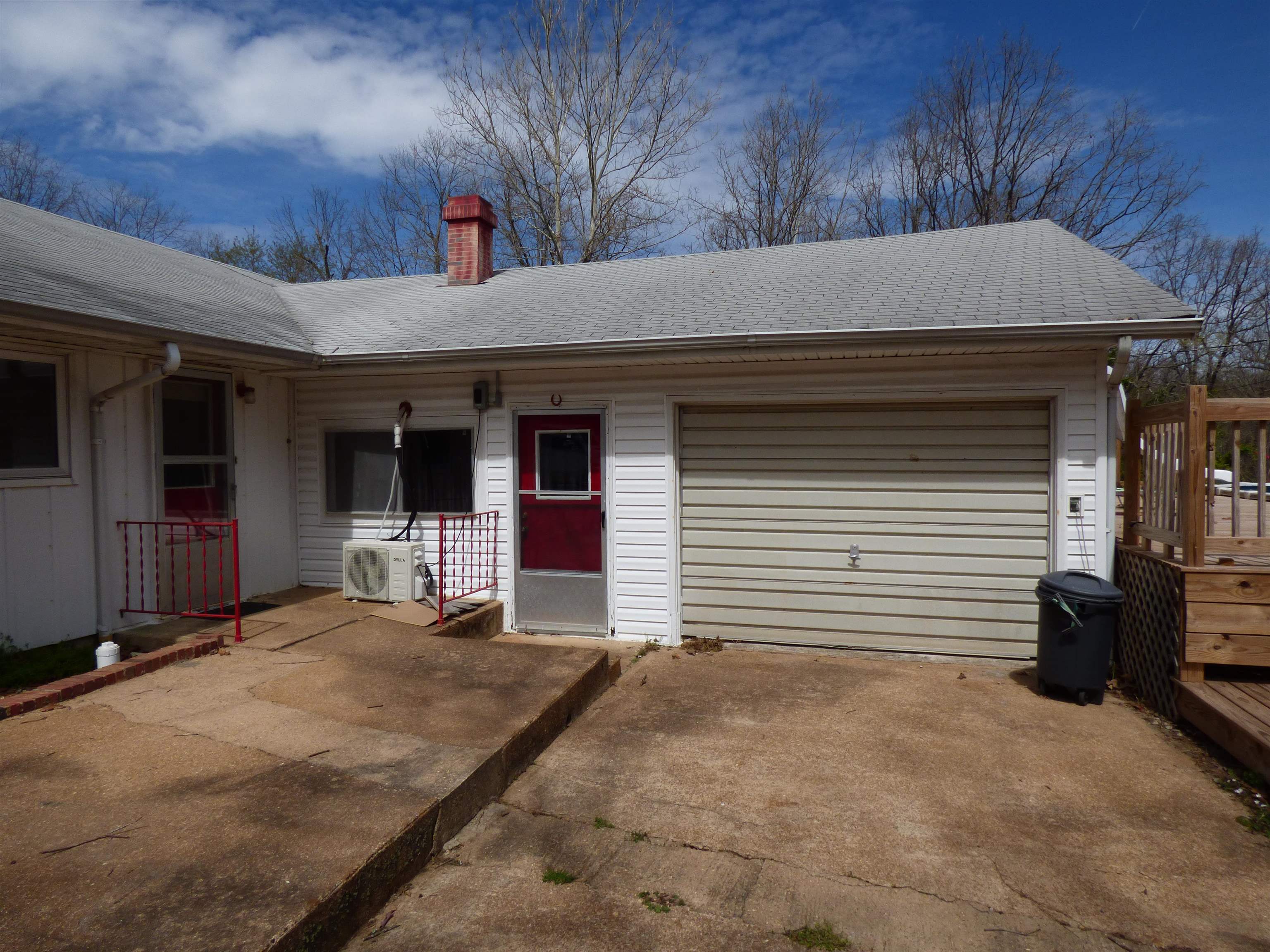1102  Orchard  Horseshoe Bend, AR