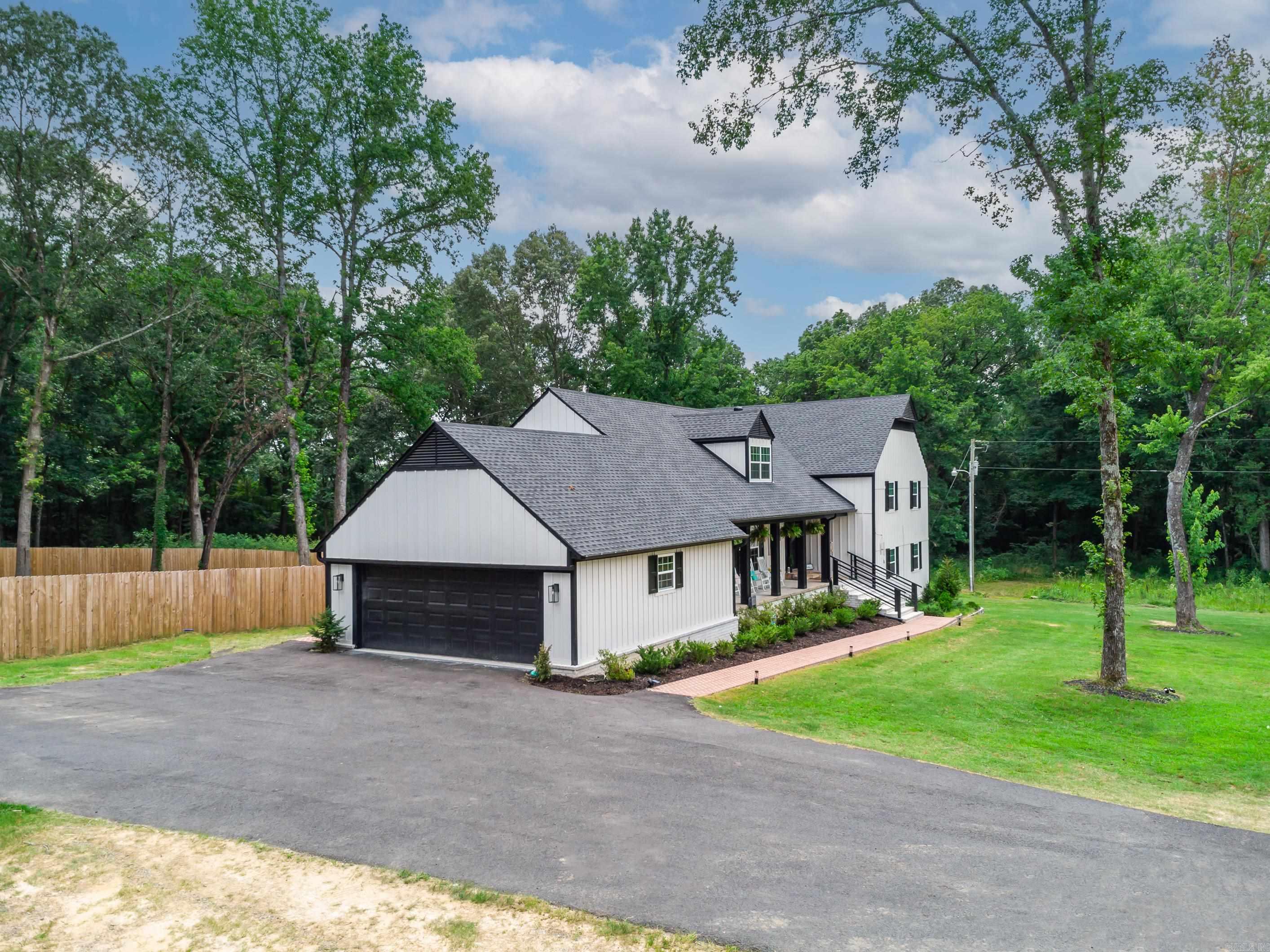 698 N Highway 367  Judsonia, AR