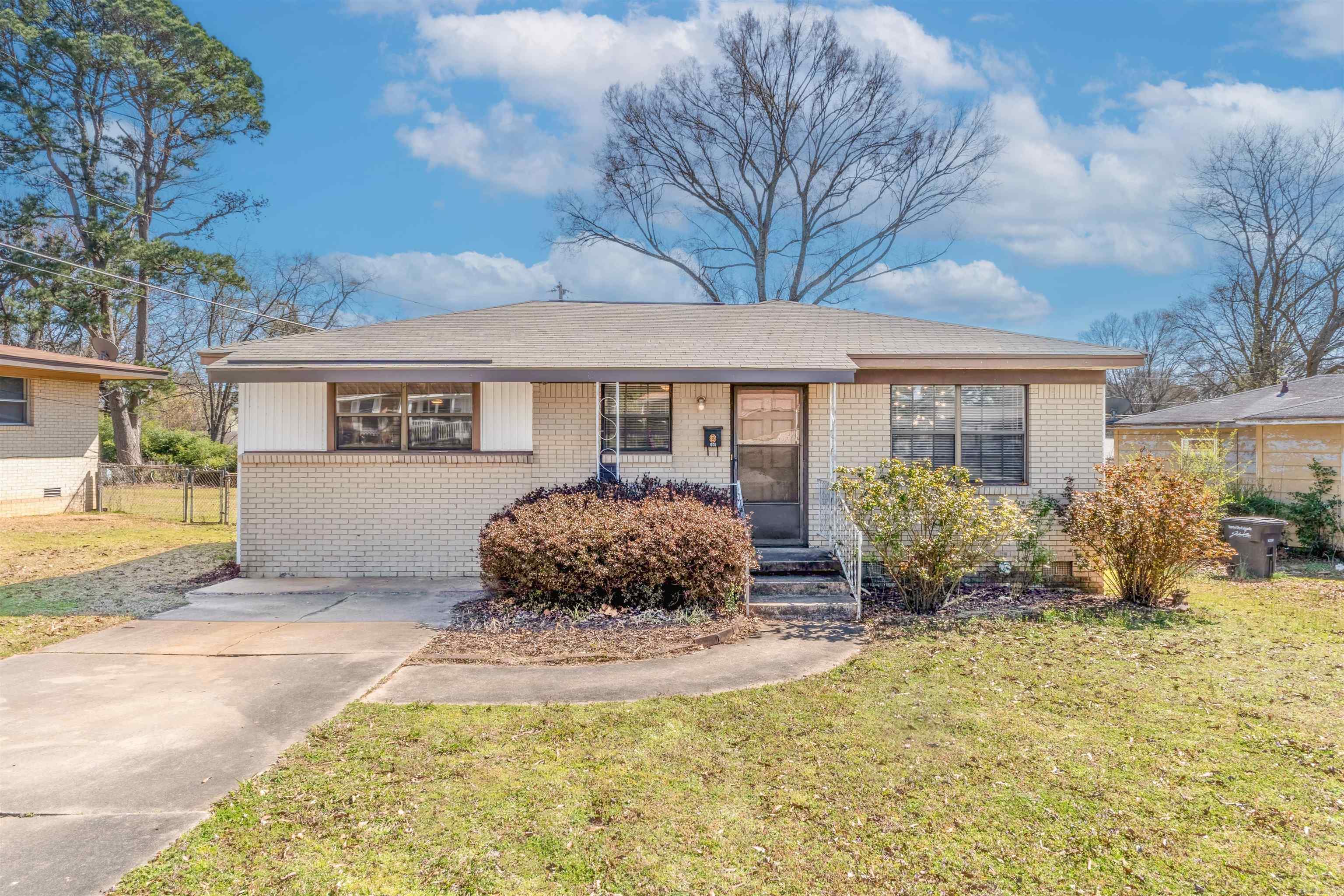 601  Neal St  Jacksonville, AR