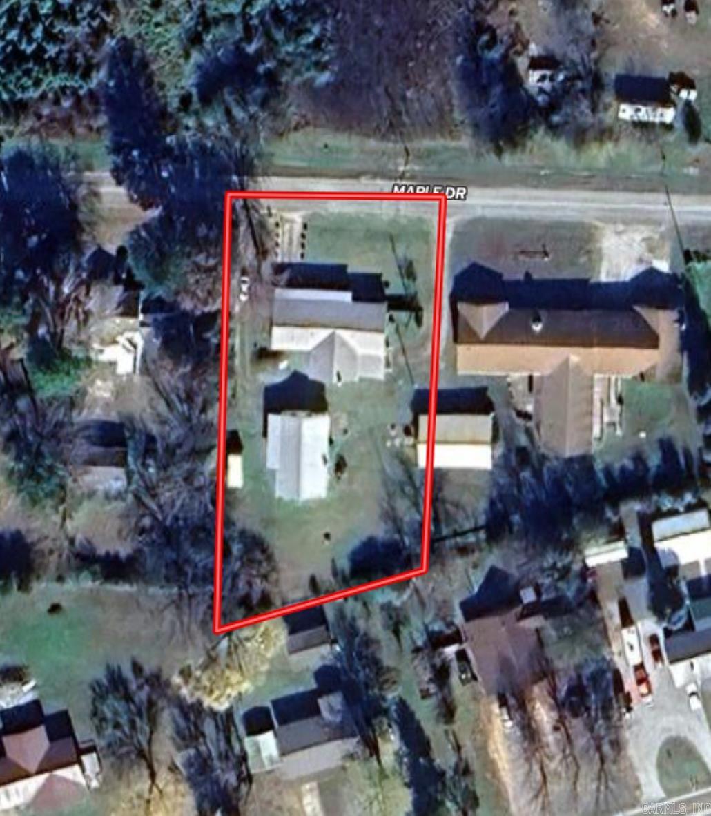 1114  Maple Drive  Mountain View, AR