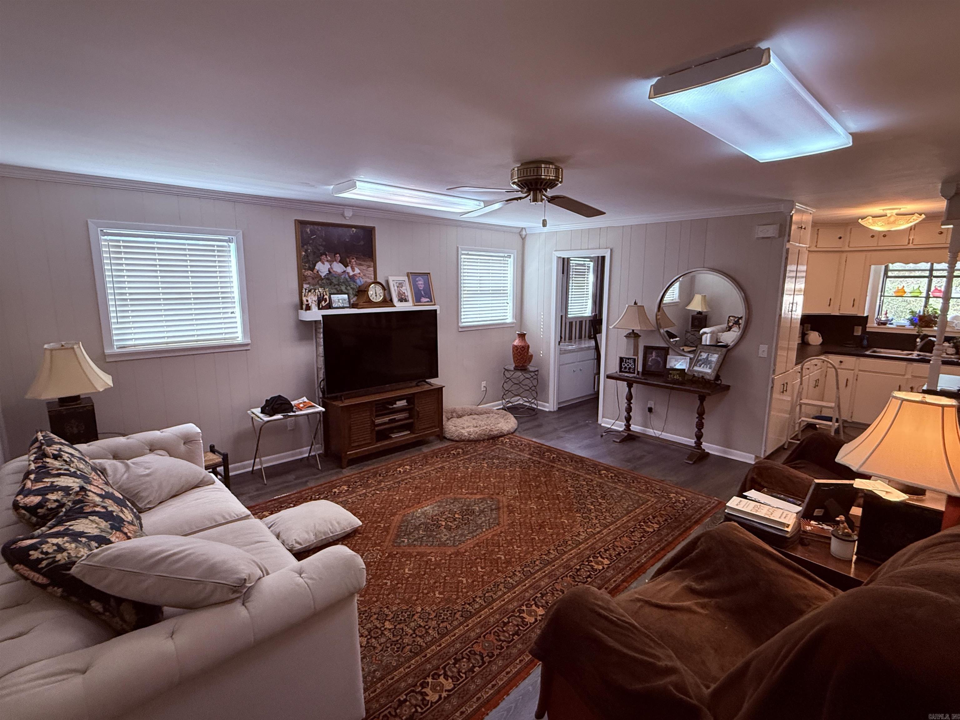 1114  Maple Drive  Mountain View, AR