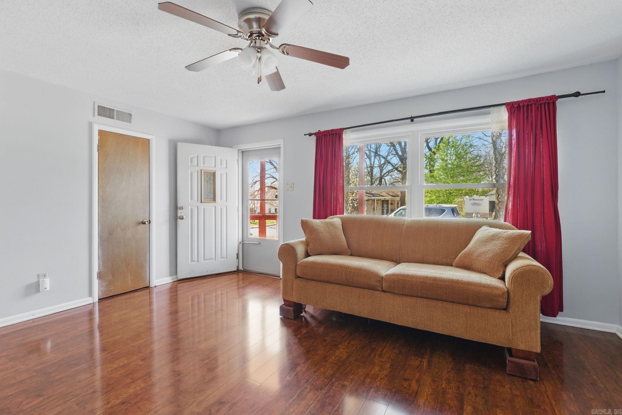 817 W 51st St  North Little Rock, AR