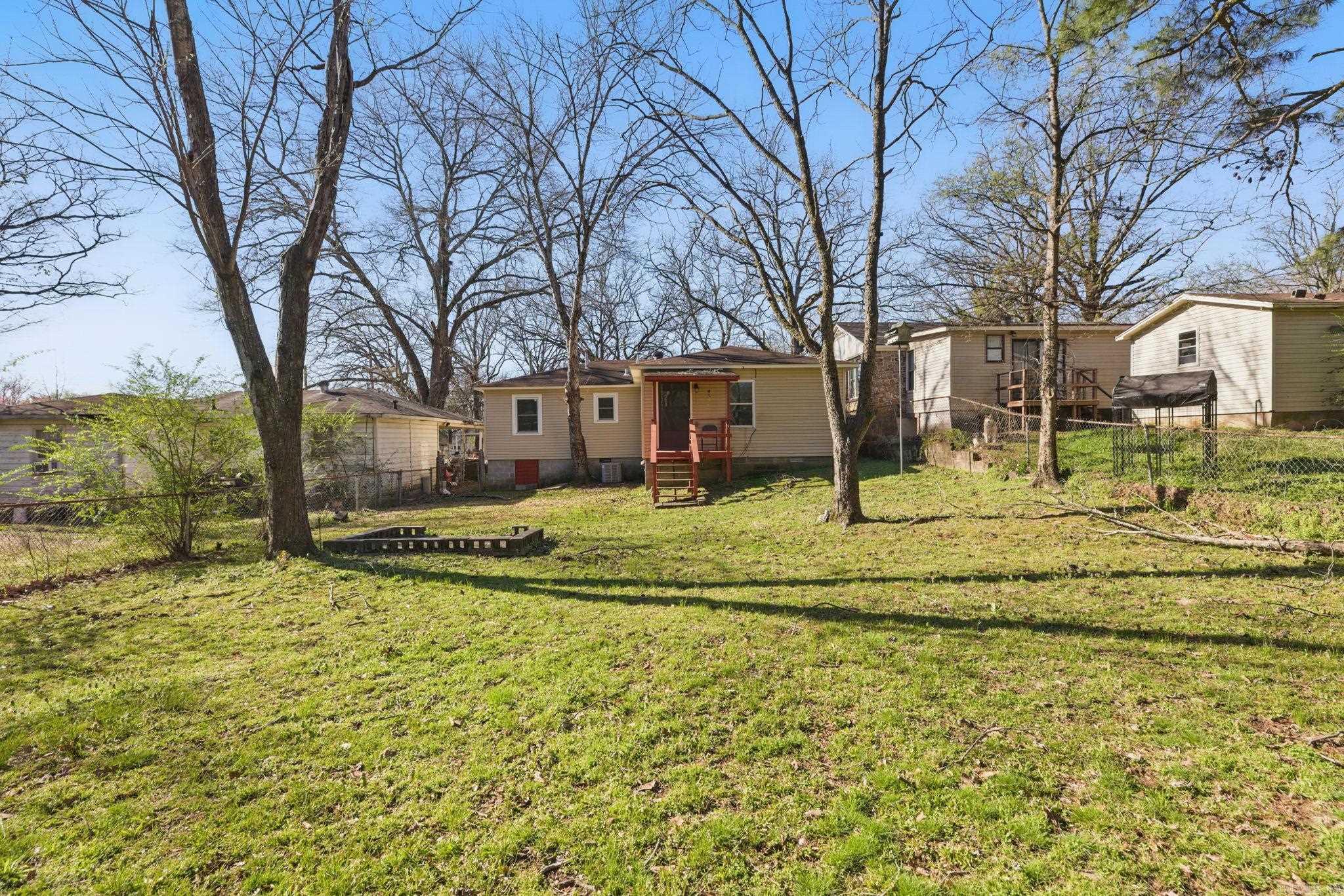 817 W 51st St  North Little Rock, AR