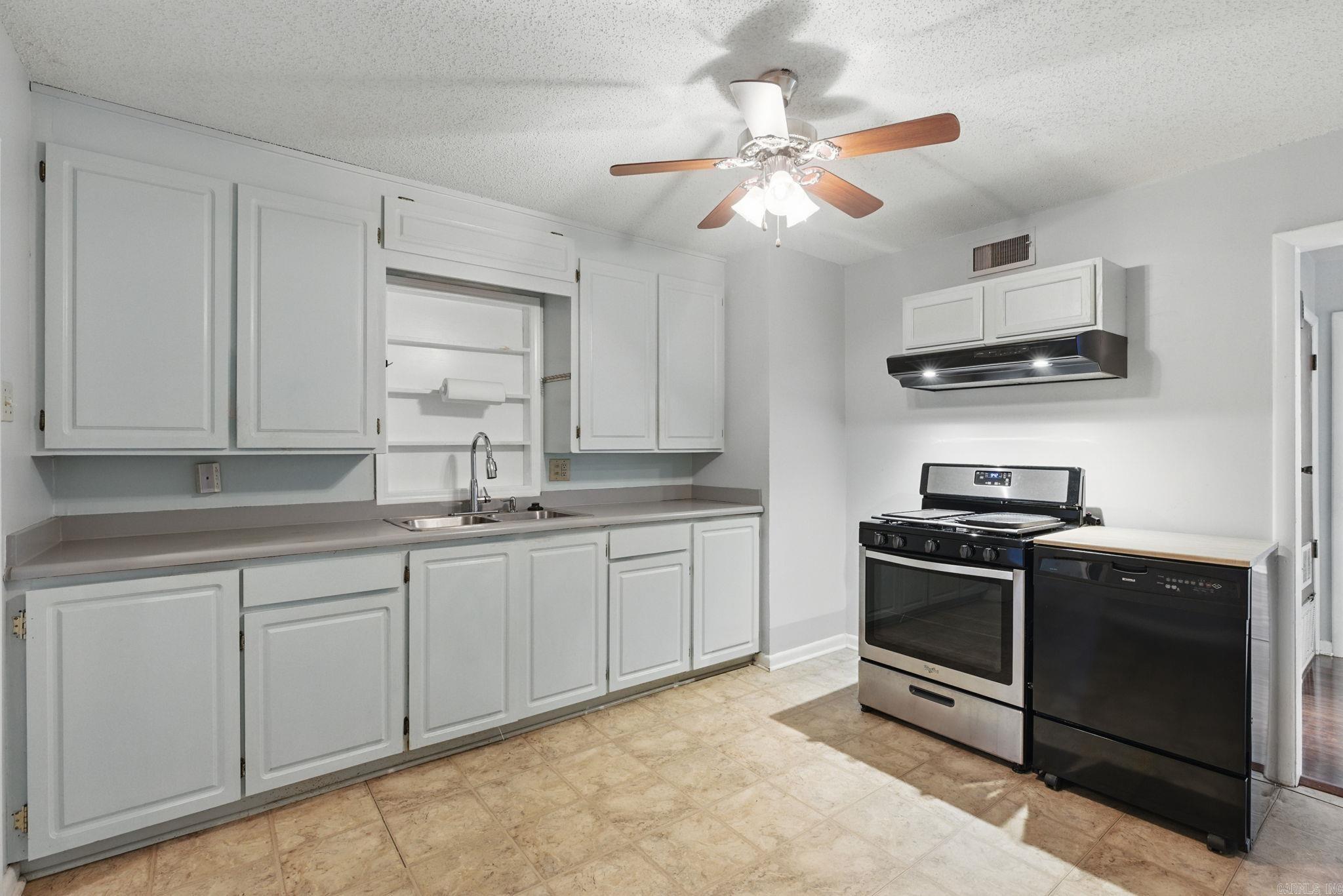 817 W 51st St  North Little Rock, AR