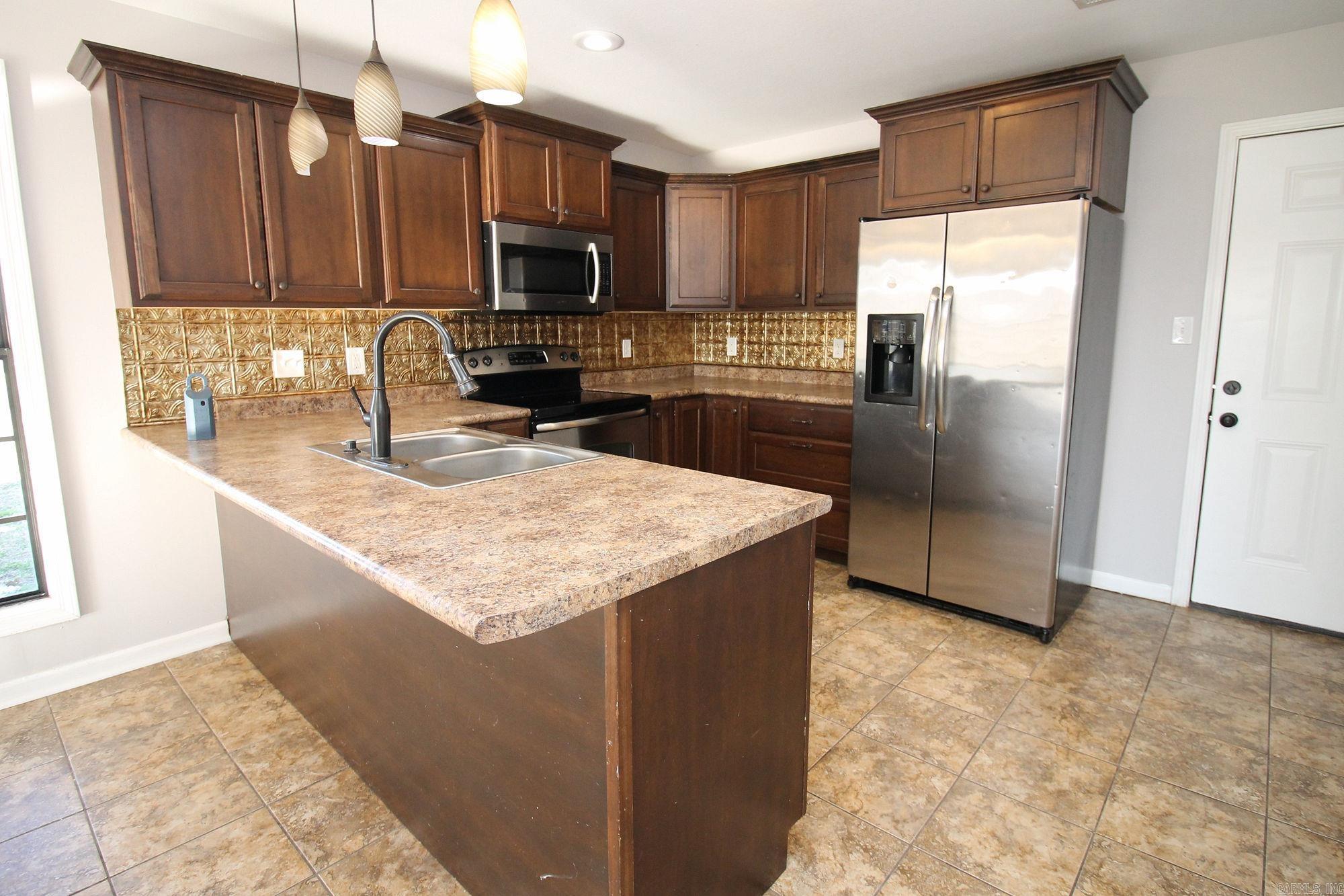704  N 4th Street  Marmaduke, AR