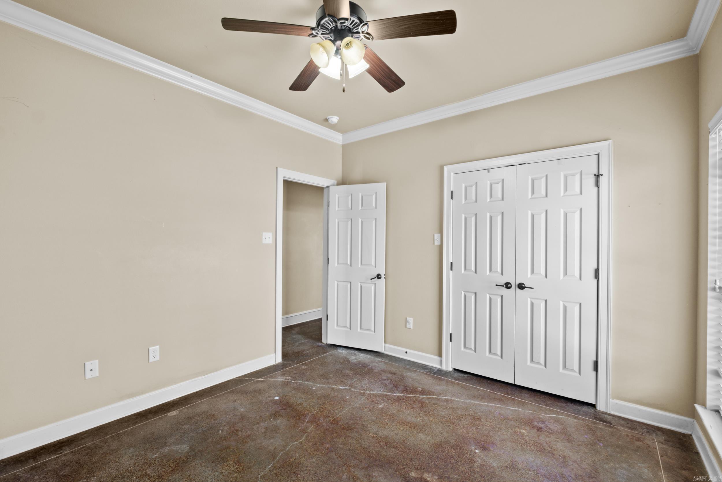 209  Round Mountain  El Paso, AR