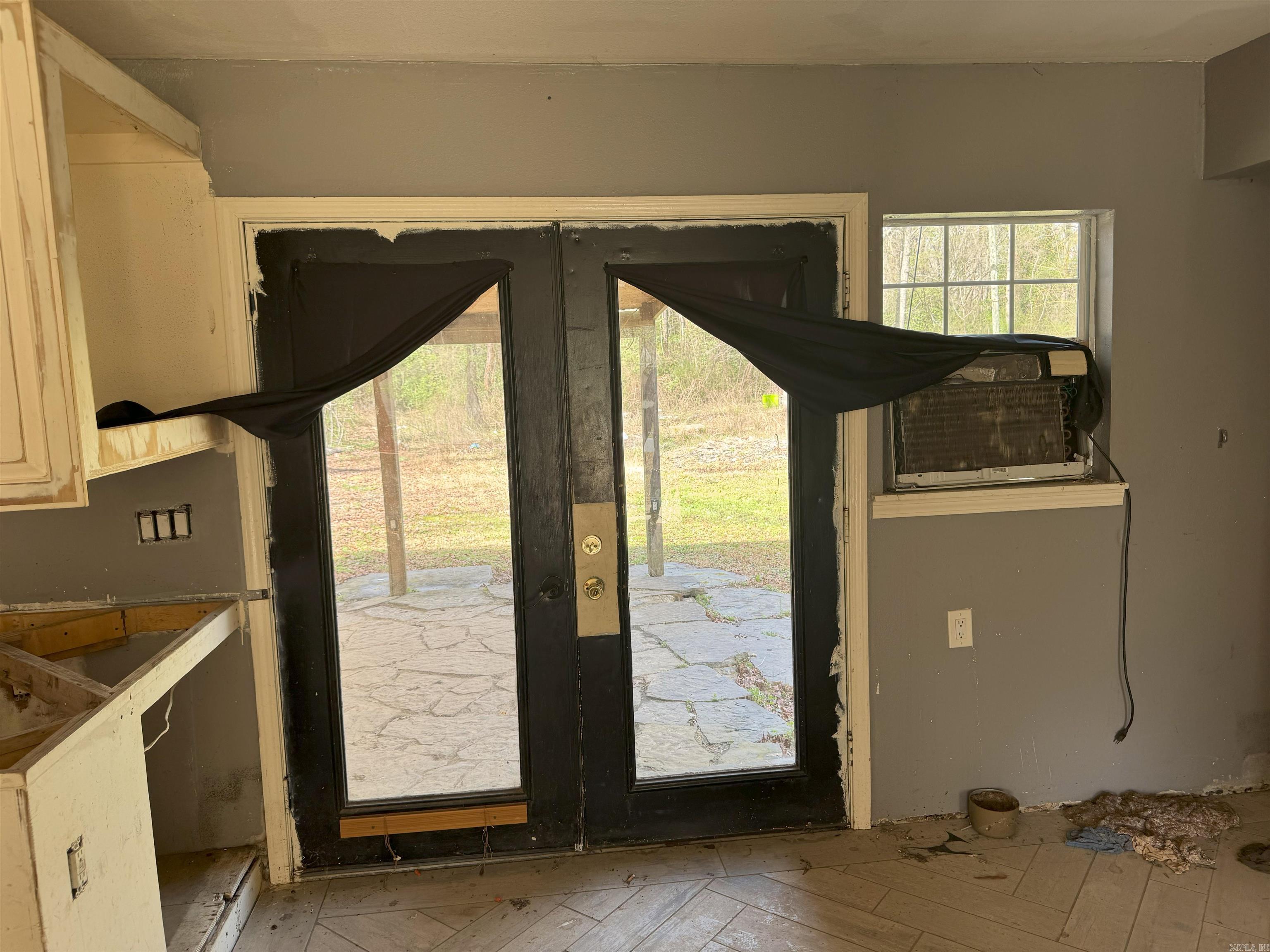 11000  Donnie  Shannon Hills, AR