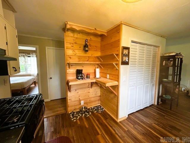 1605  Maple  Mountain View, AR