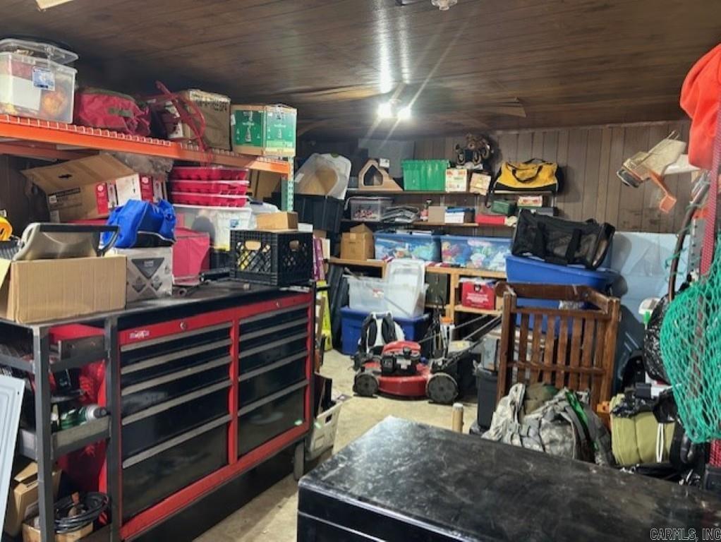 1605  Maple  Mountain View, AR