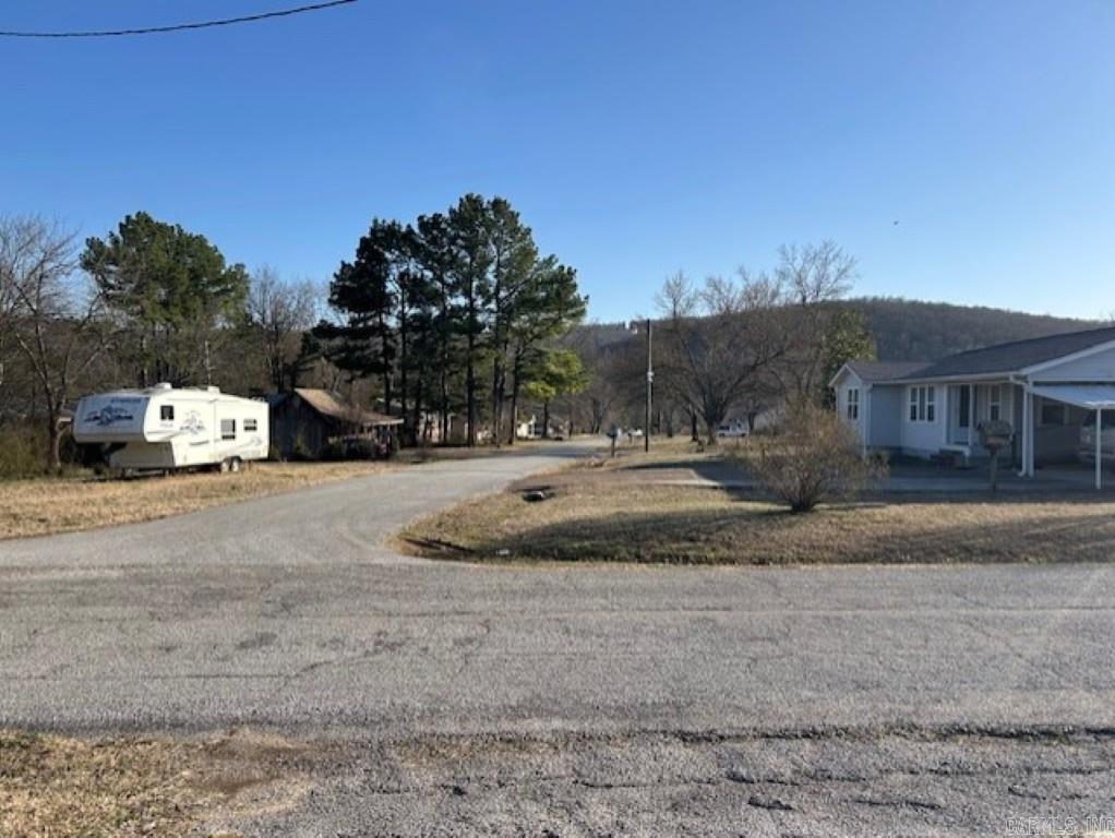1605  Maple  Mountain View, AR