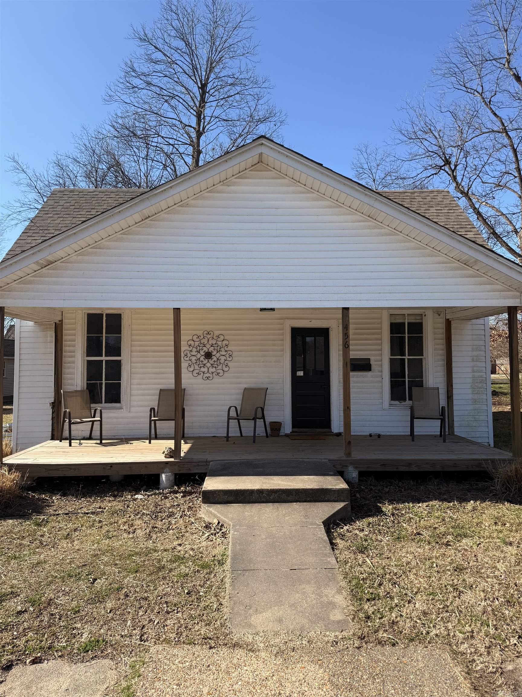 456 W Cherry  Piggott, AR