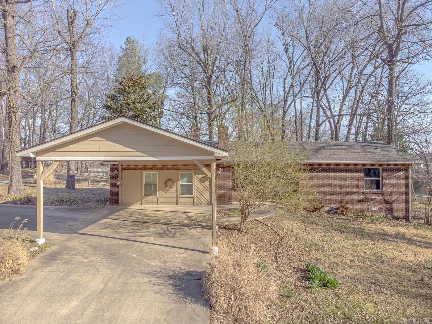 130  Patricia  Mammoth Spring, AR