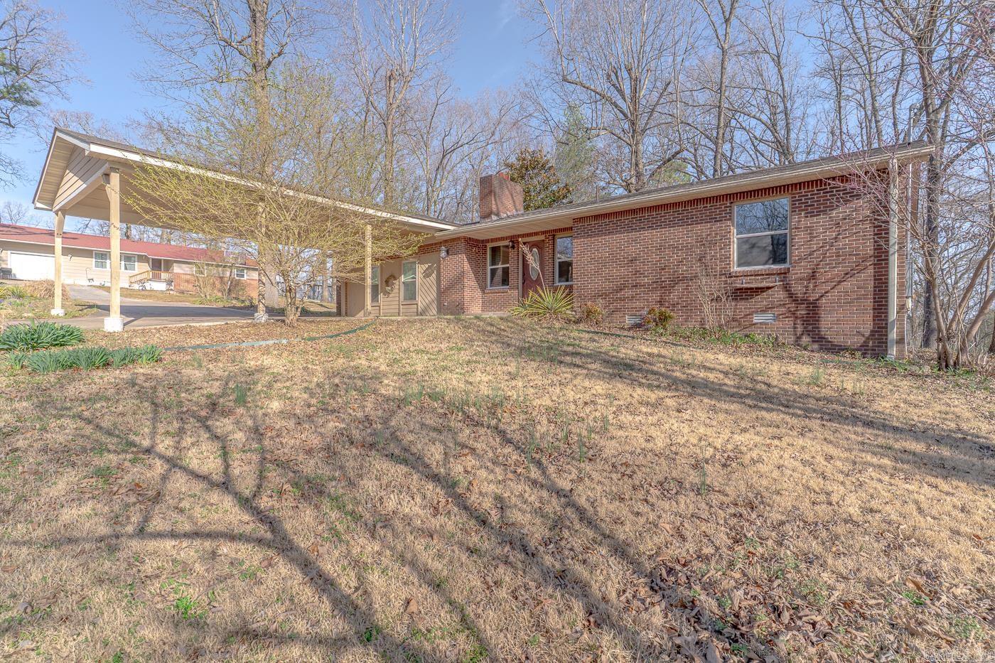 130  Patricia  Mammoth Spring, AR