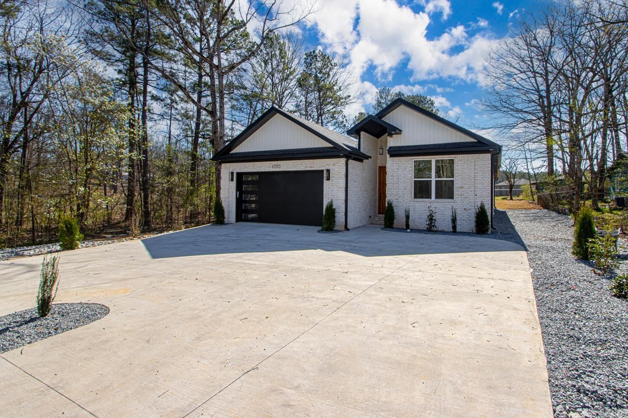 13505 Alexander Road Alexander, AR 72002