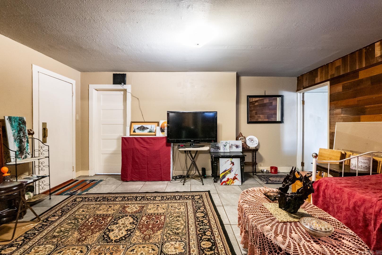 2295 S 9  Perryville, AR