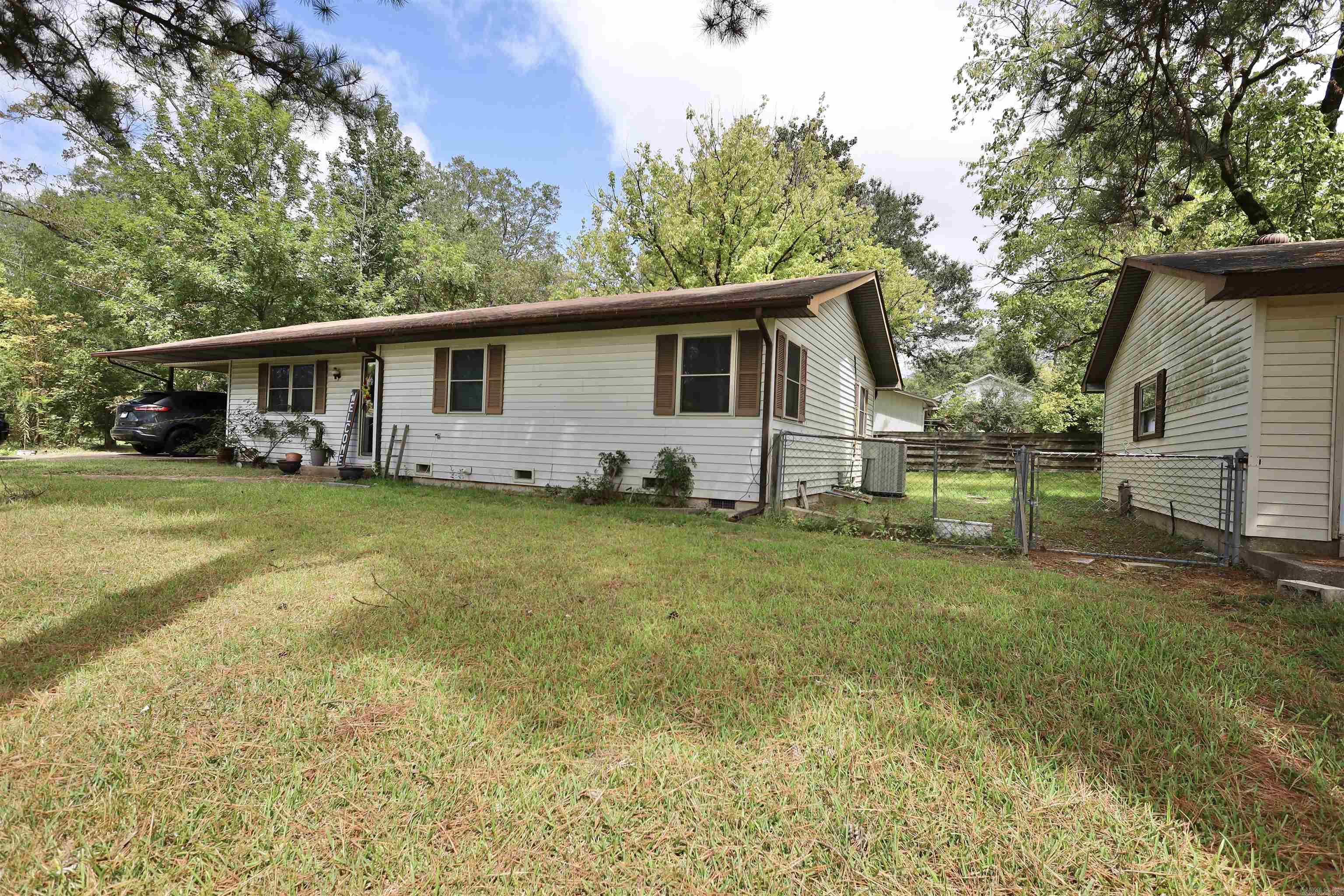 450 S 2nd  Glenwood, AR