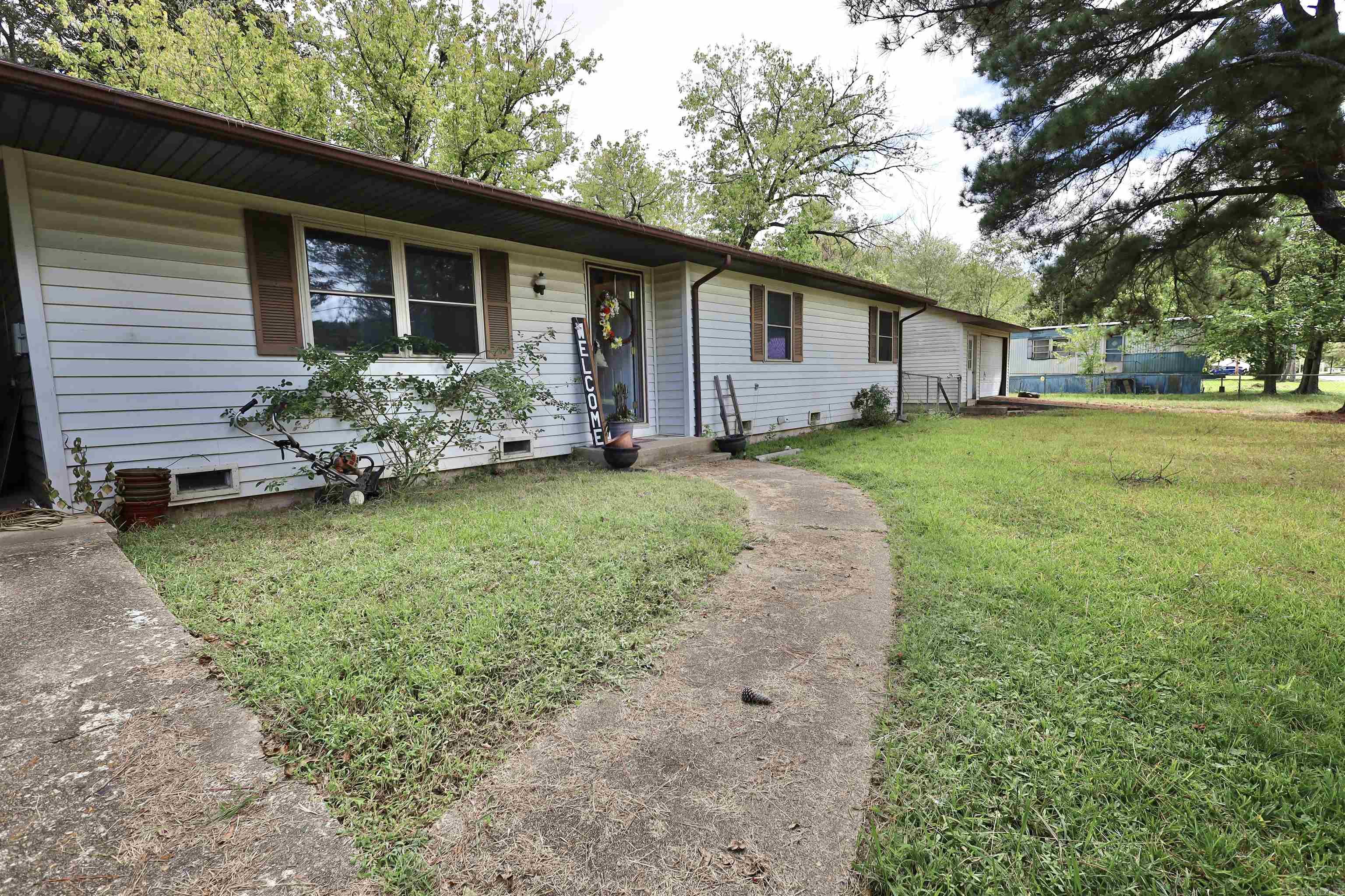 450 S 2nd  Glenwood, AR