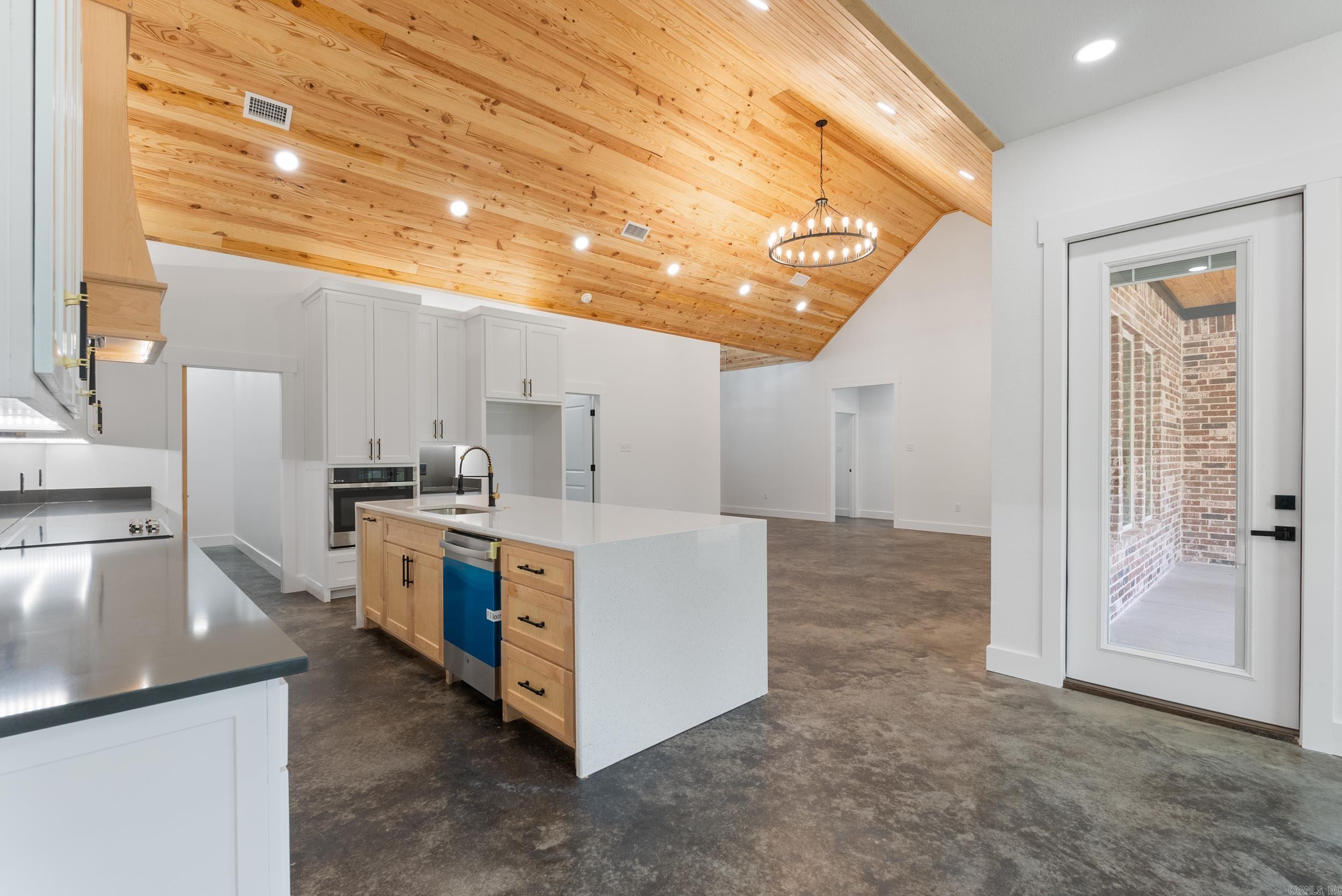 270  Arrowhead  Greenbrier, AR