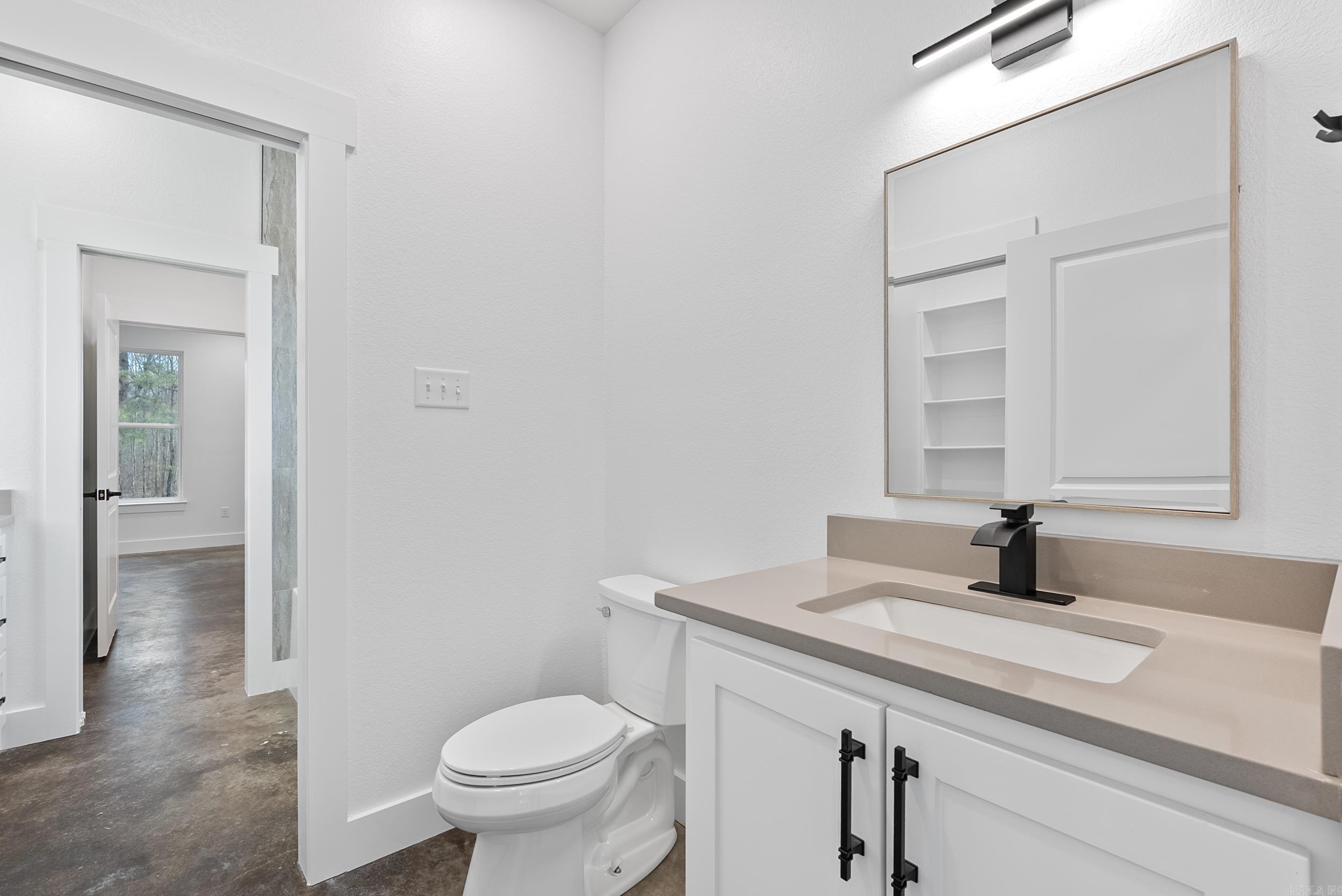 270  Arrowhead  Greenbrier, AR
