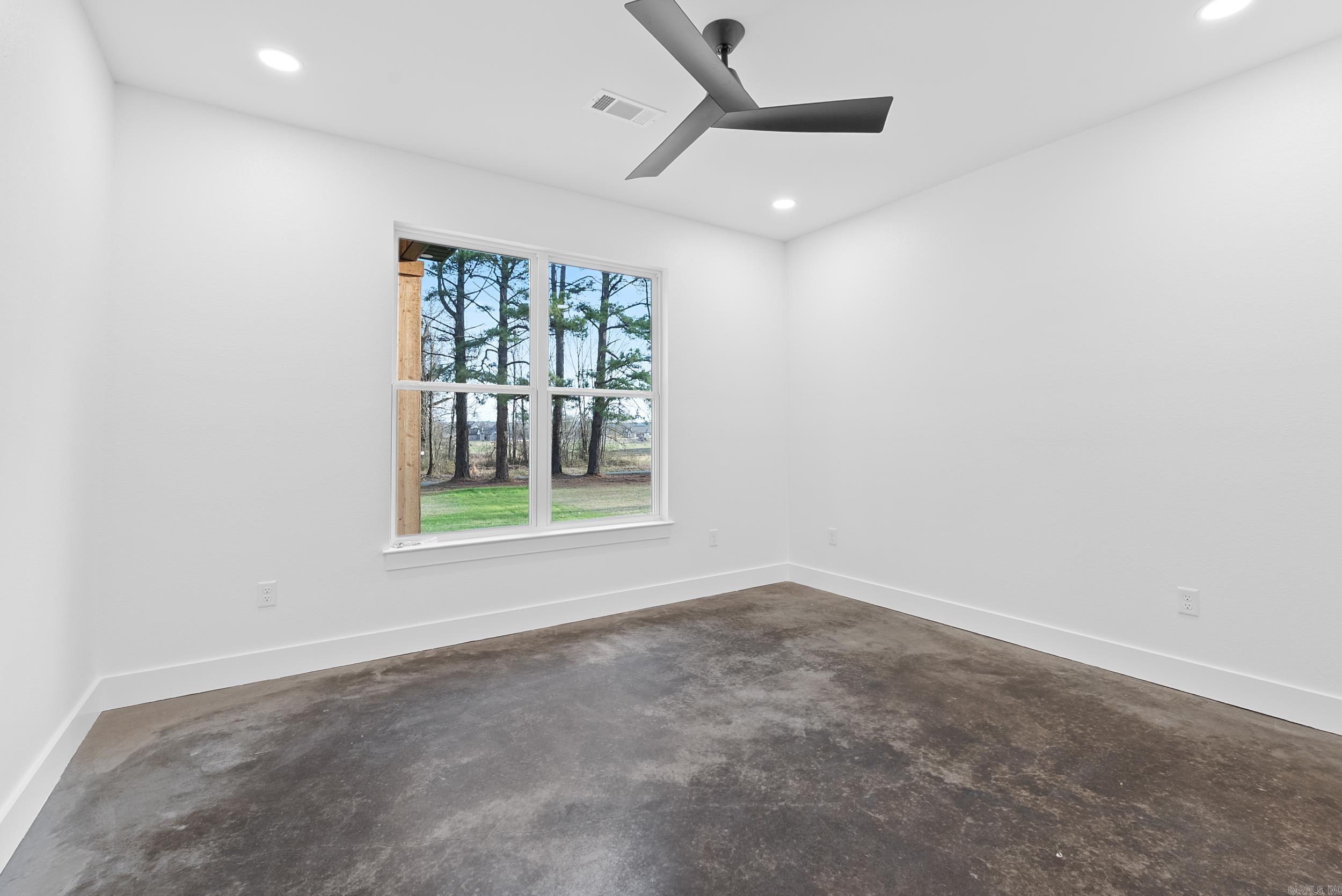270  Arrowhead  Greenbrier, AR