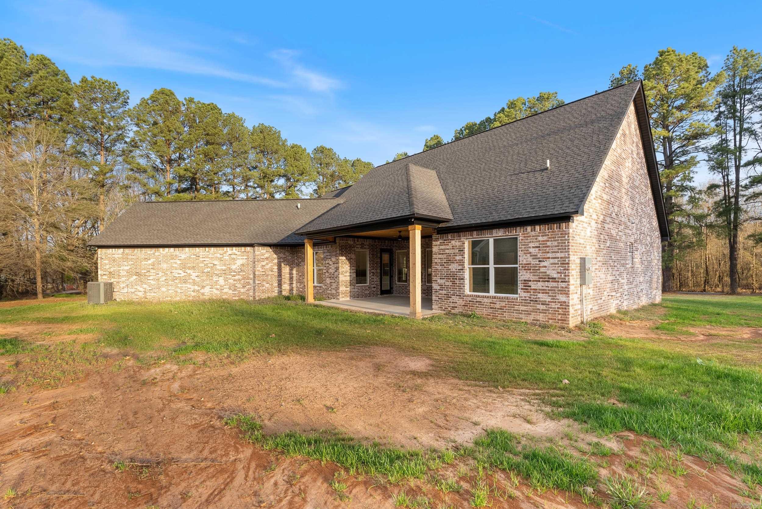 270  Arrowhead  Greenbrier, AR