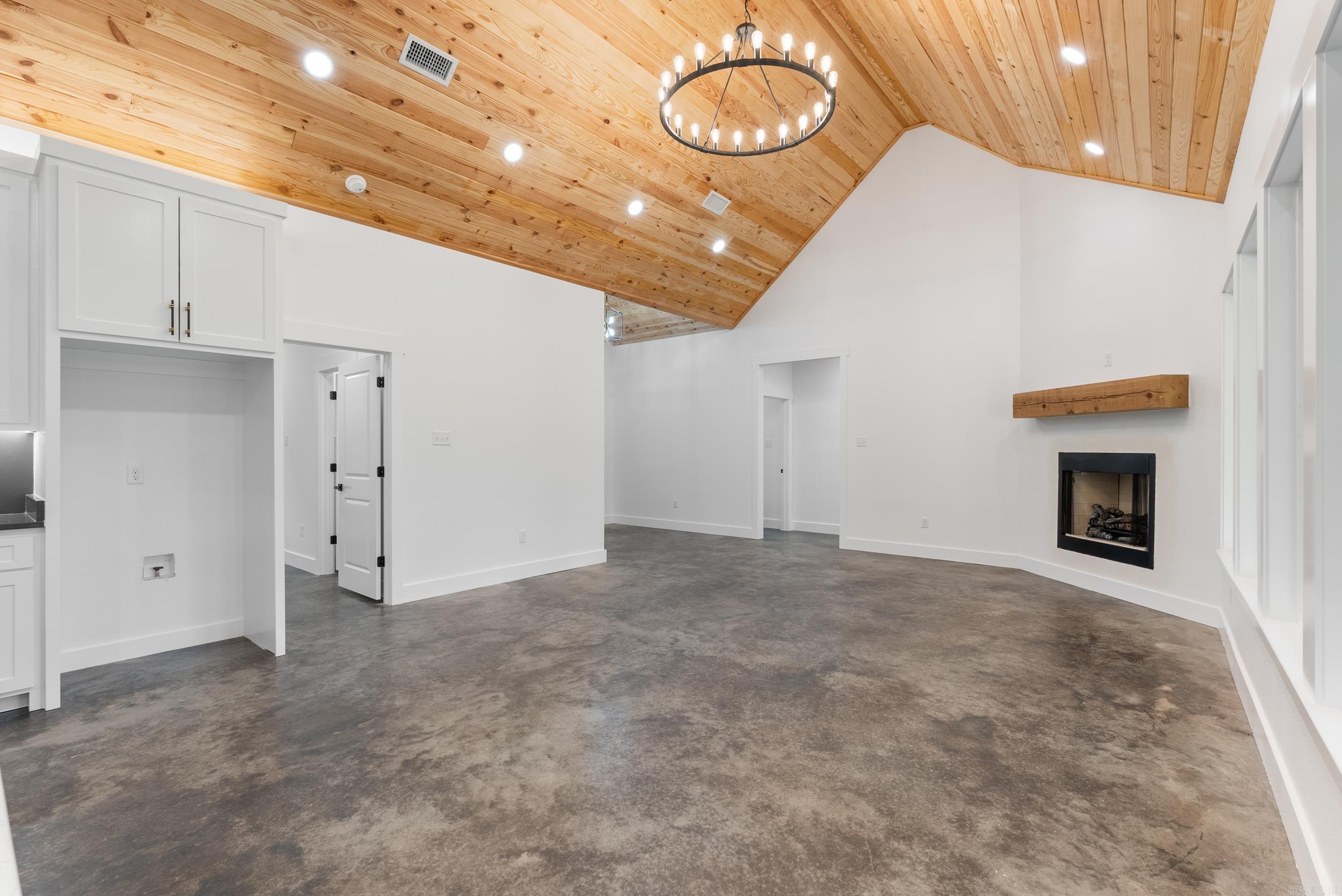 270  Arrowhead  Greenbrier, AR