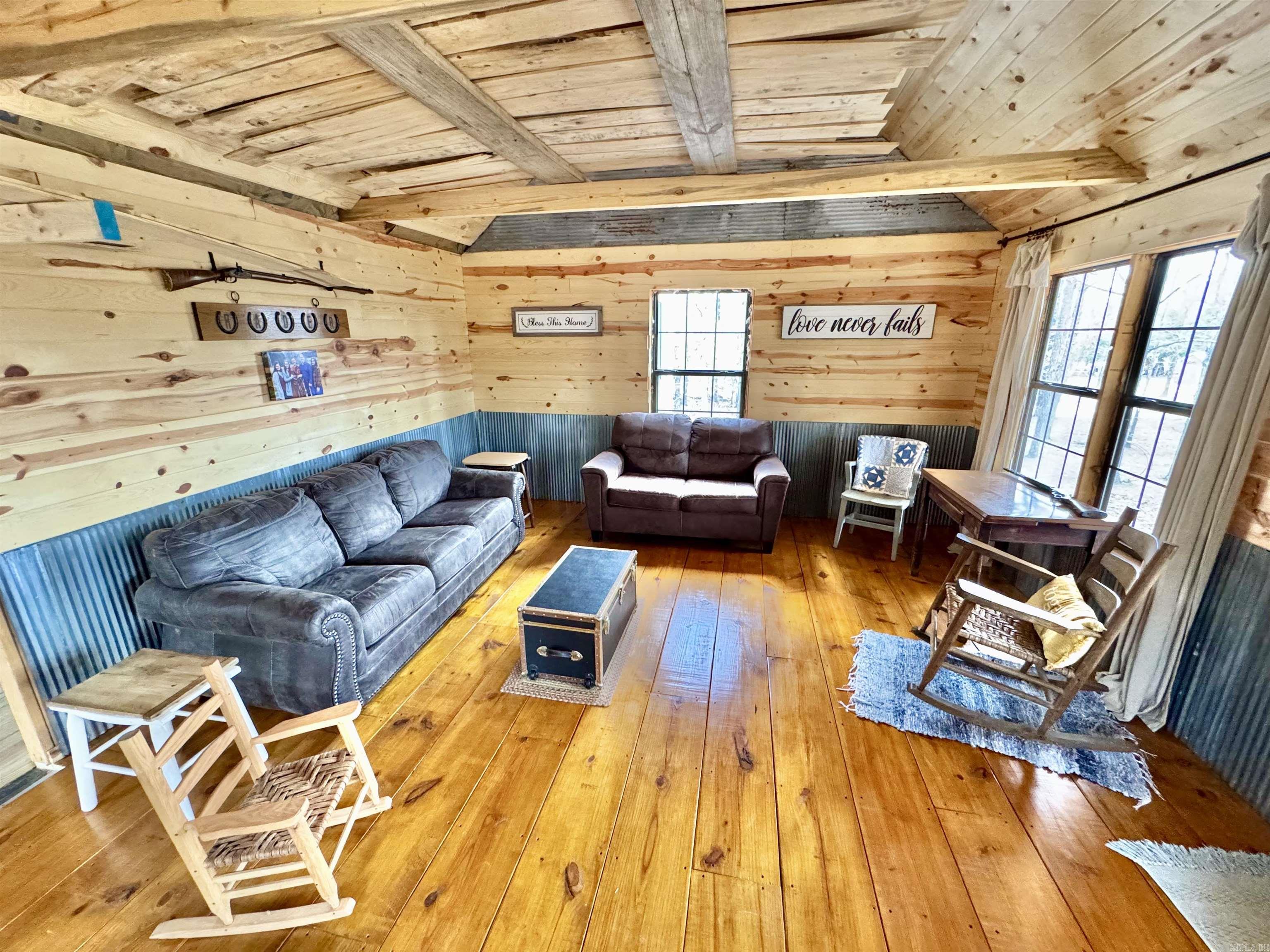 10028  Hwy 66  Alco, AR