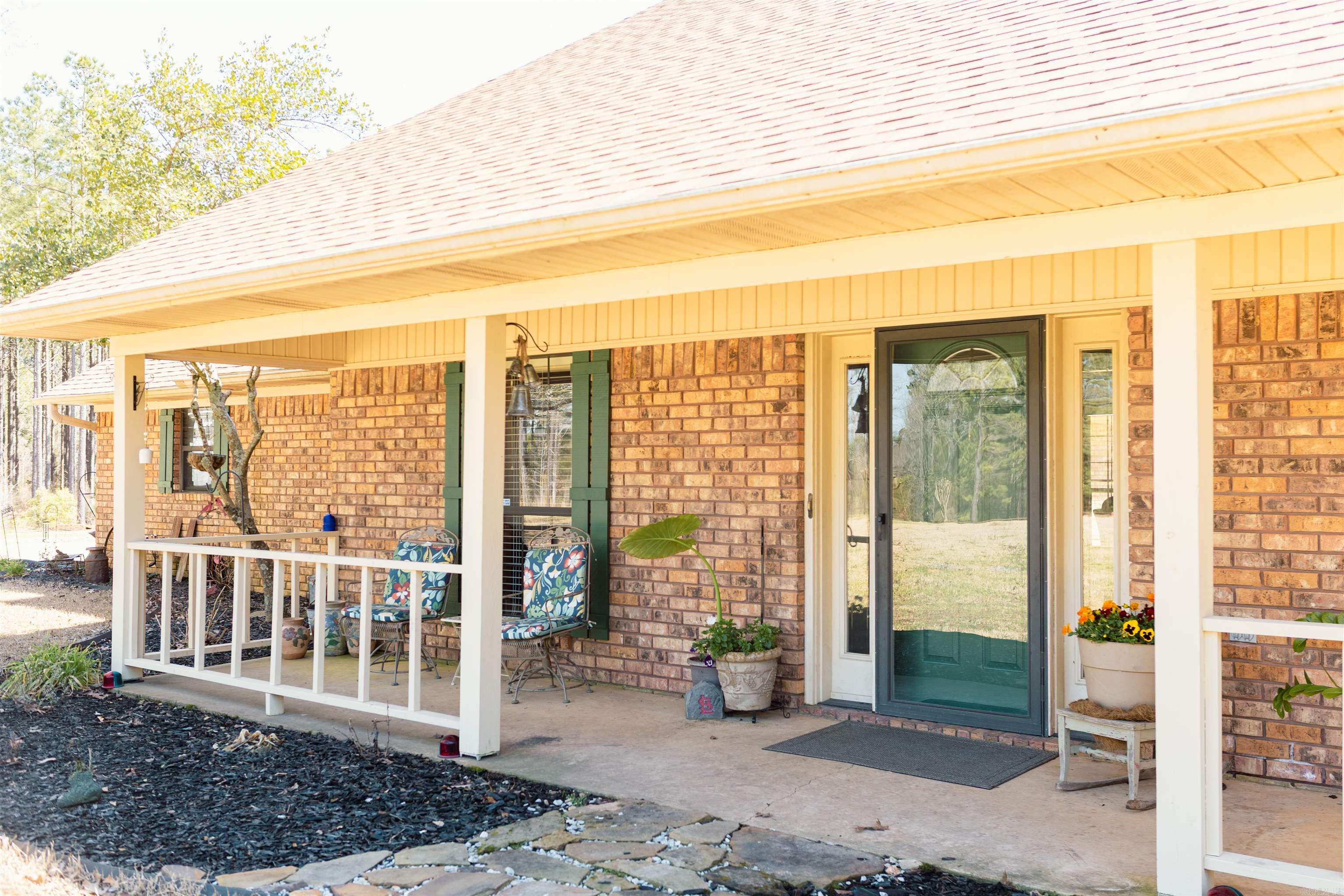 2367  Columbia Road 15  Magnolia, AR