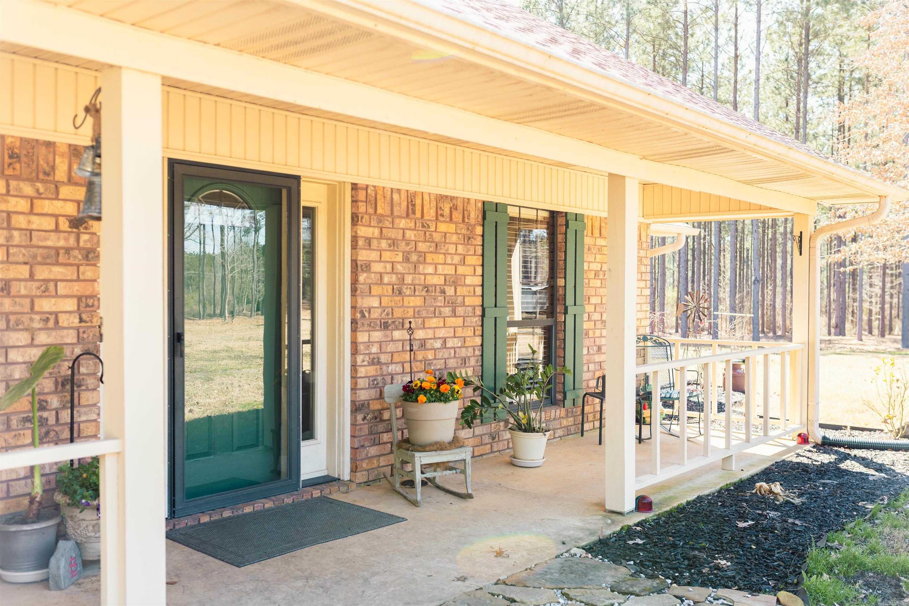 2367  Columbia Road 15  Magnolia, AR