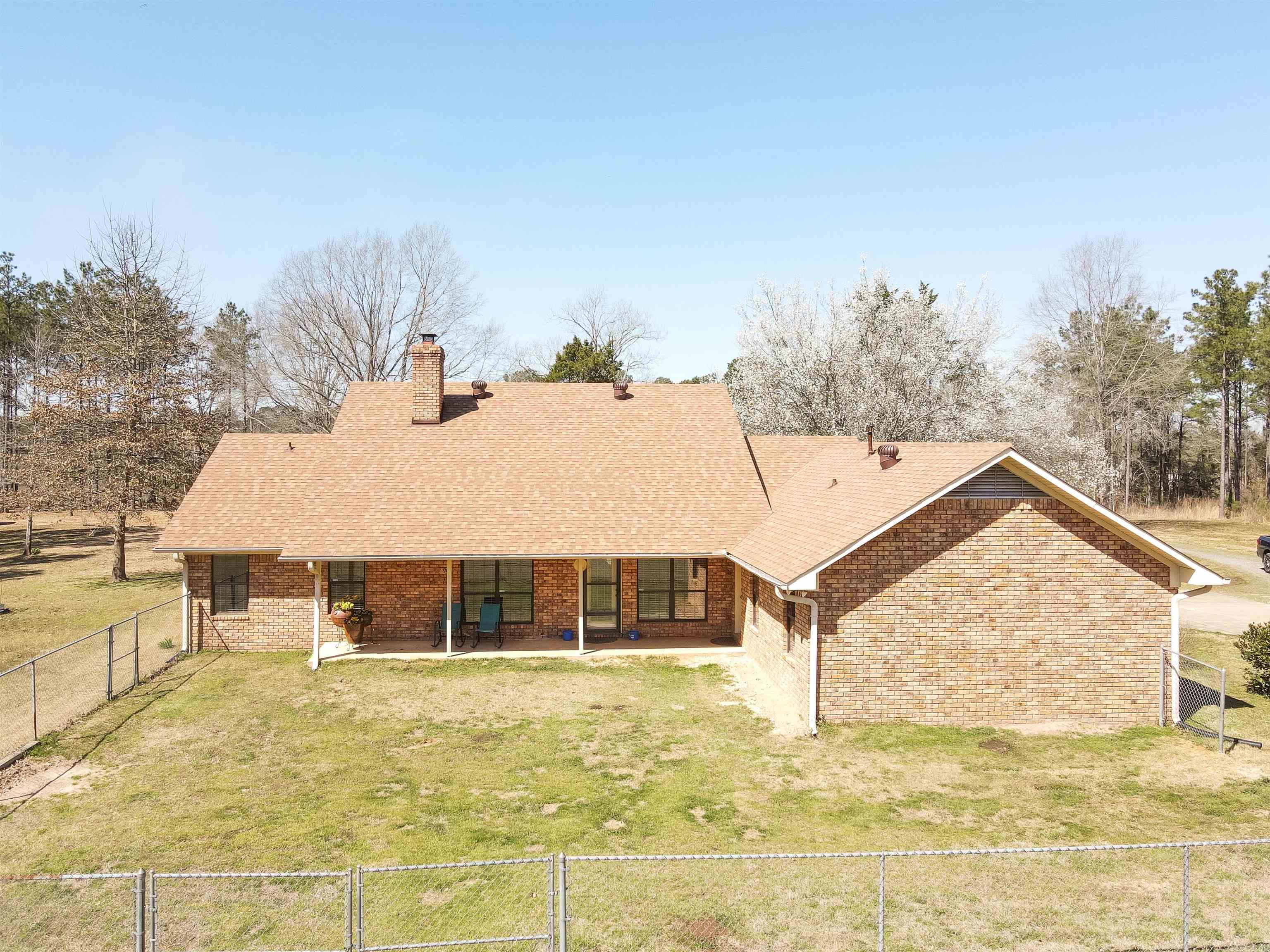 2367  Columbia Road 15  Magnolia, AR