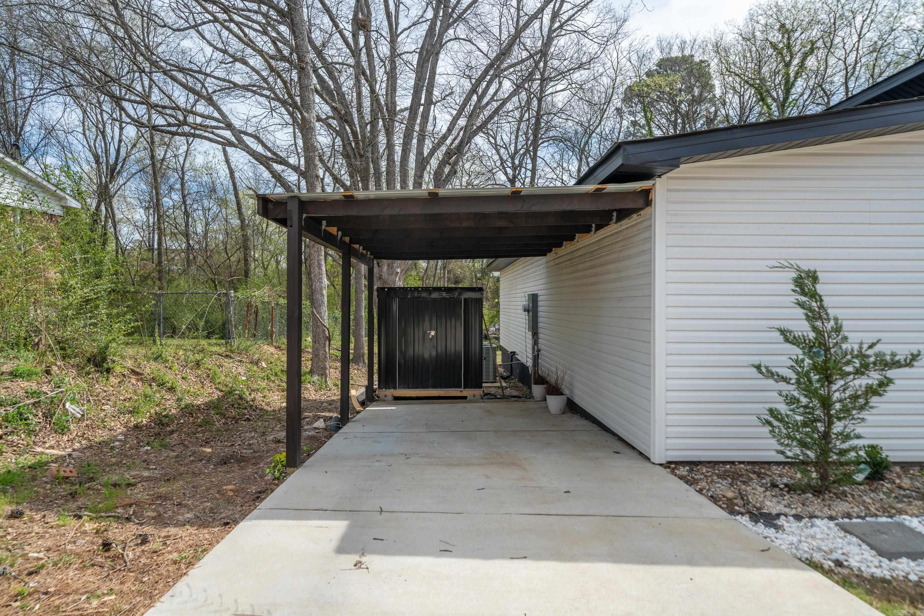 113 Wynn Hot Springs, AR 71913