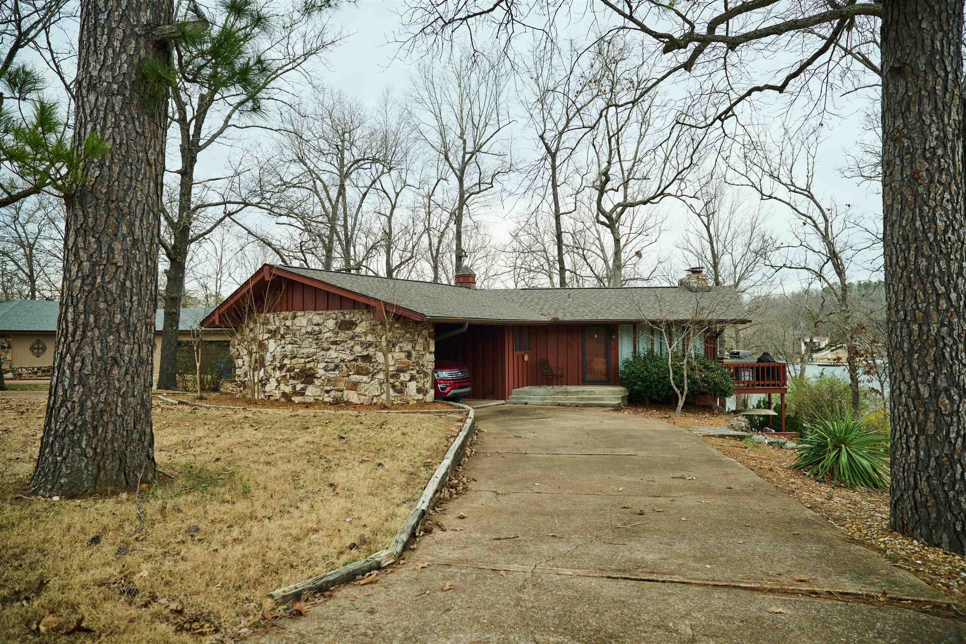 9  Winnebago Trce  Cherokee Village, AR