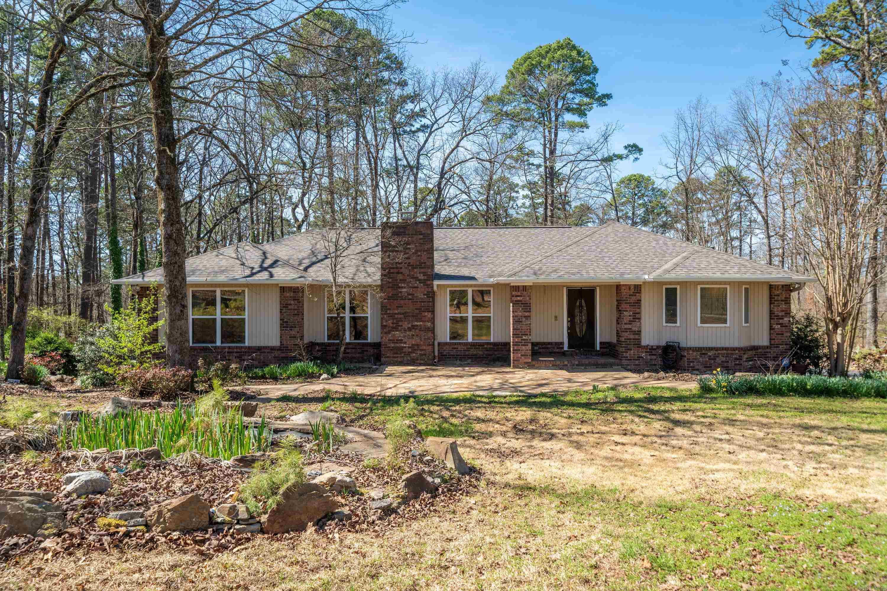 505  Independence  Hot Springs, AR