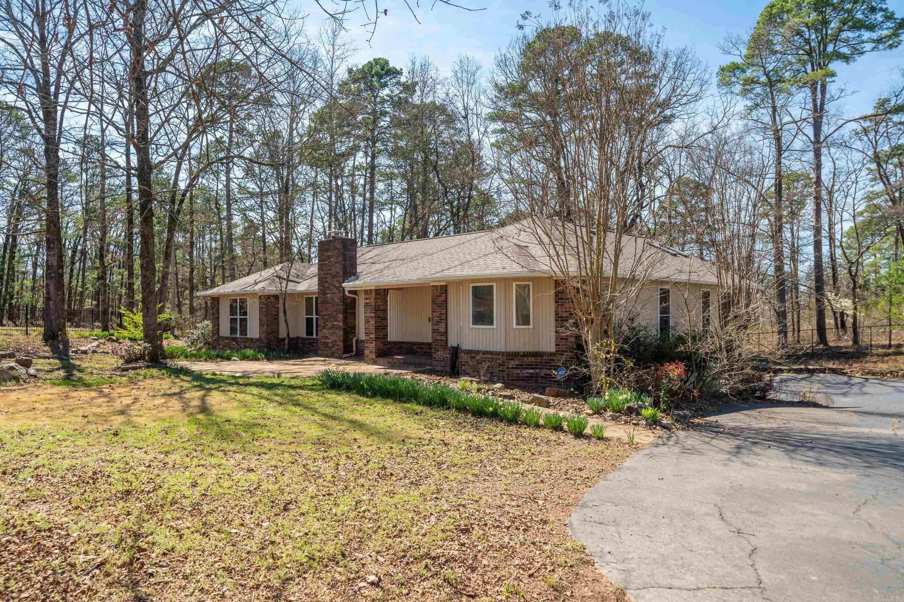 505  Independence  Hot Springs, AR