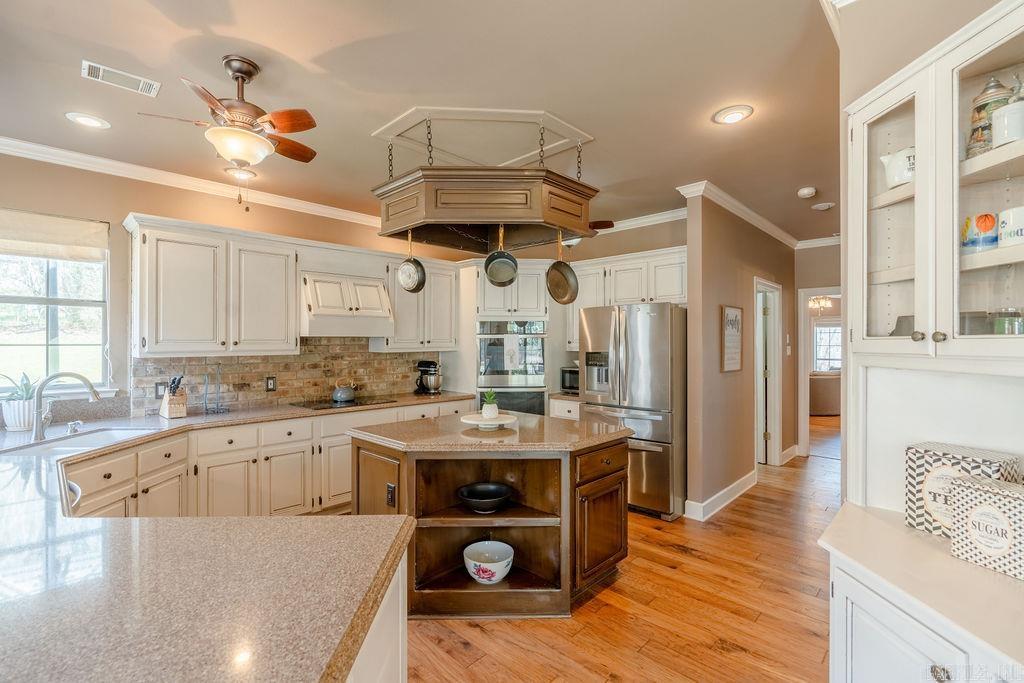 101  Deerwood  Searcy, AR