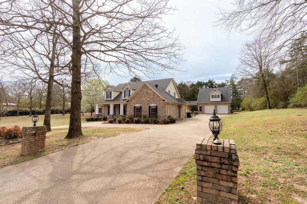 101  Deerwood  Searcy, AR