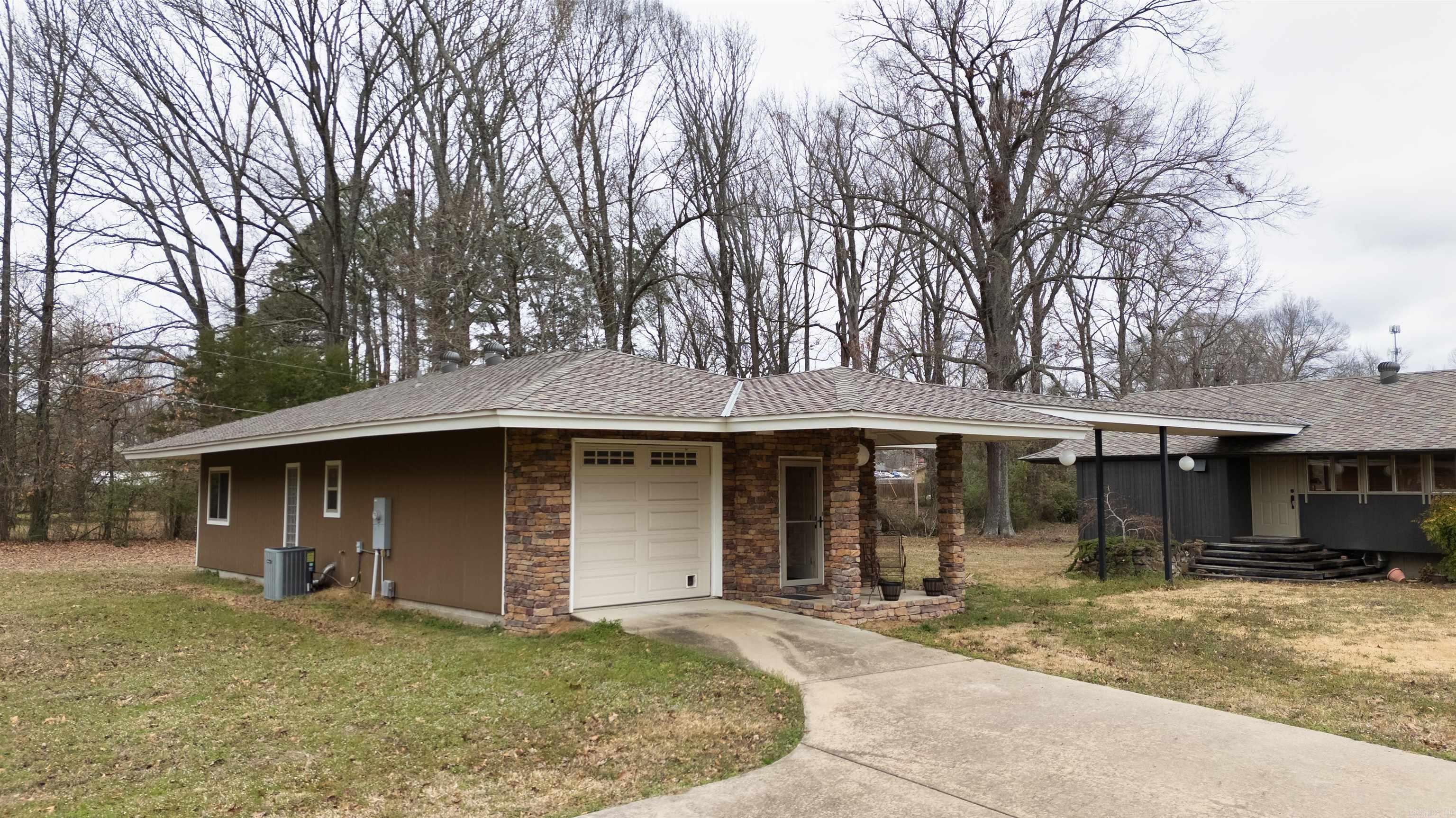 1401 E Main  Cabot, AR