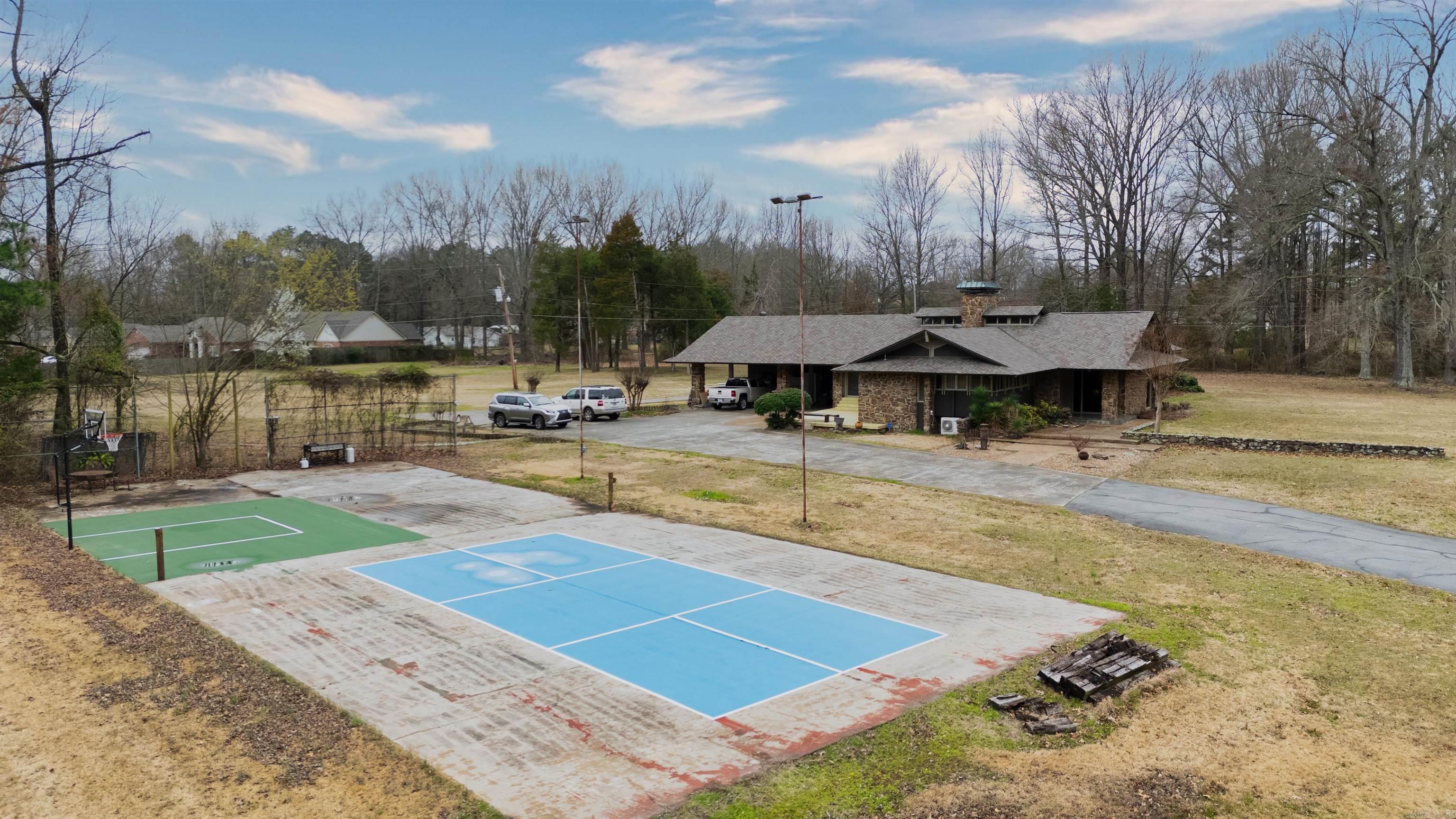 1401 E Main  Cabot, AR