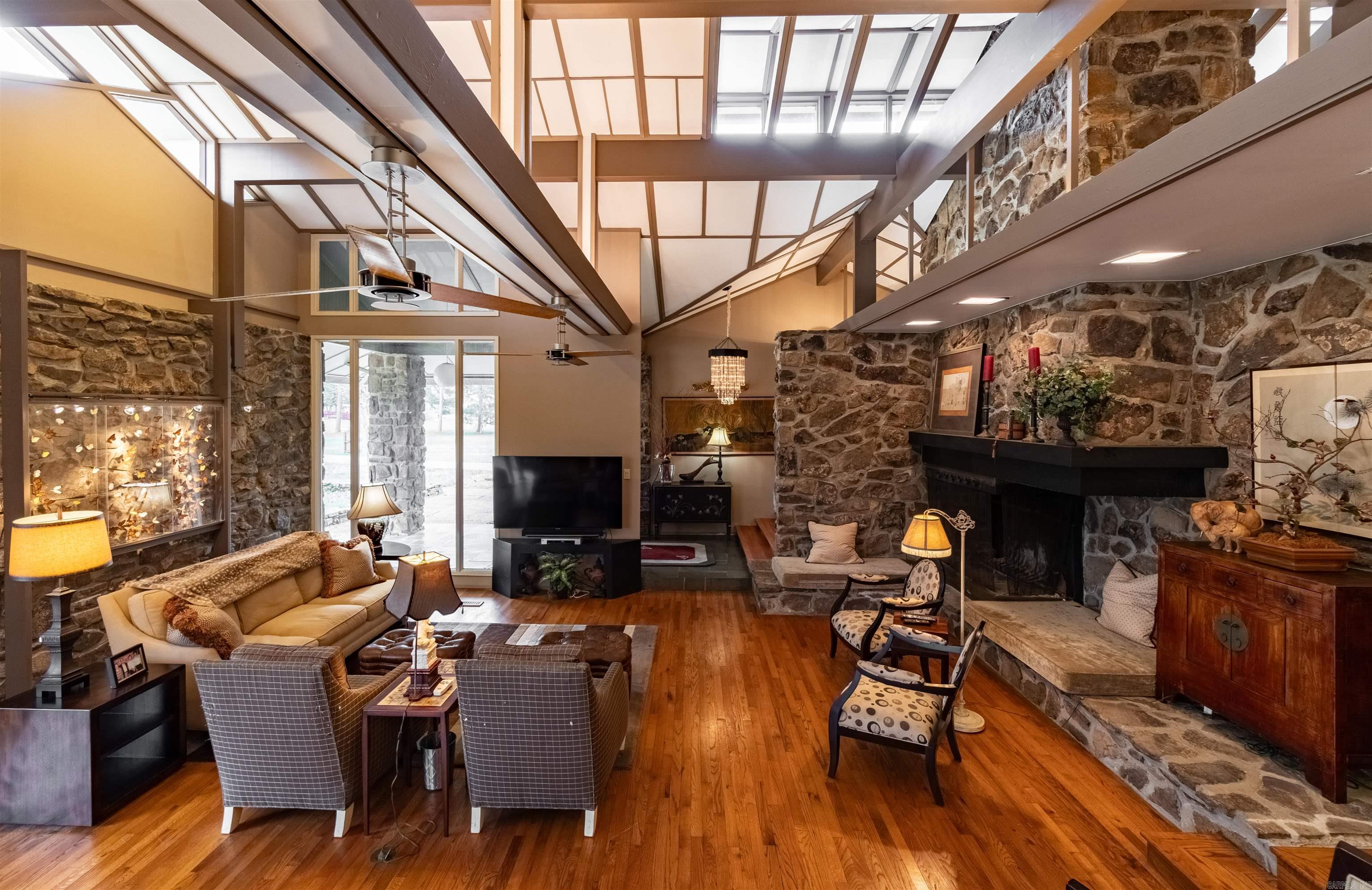 1401 E Main  Cabot, AR
